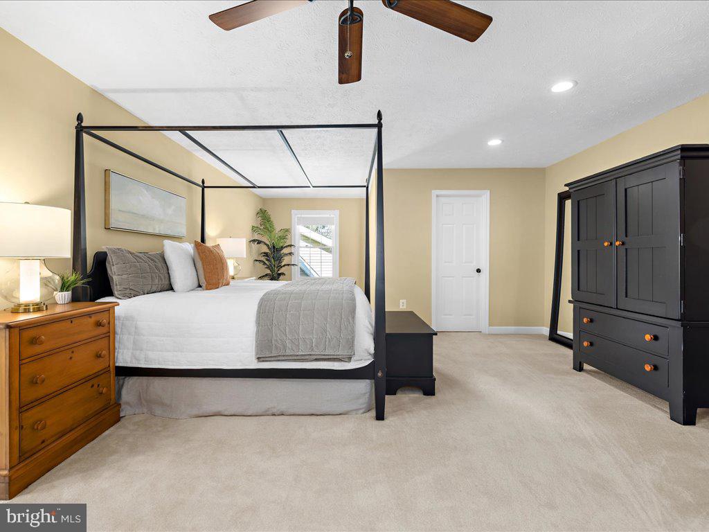 REGULARS - Residential