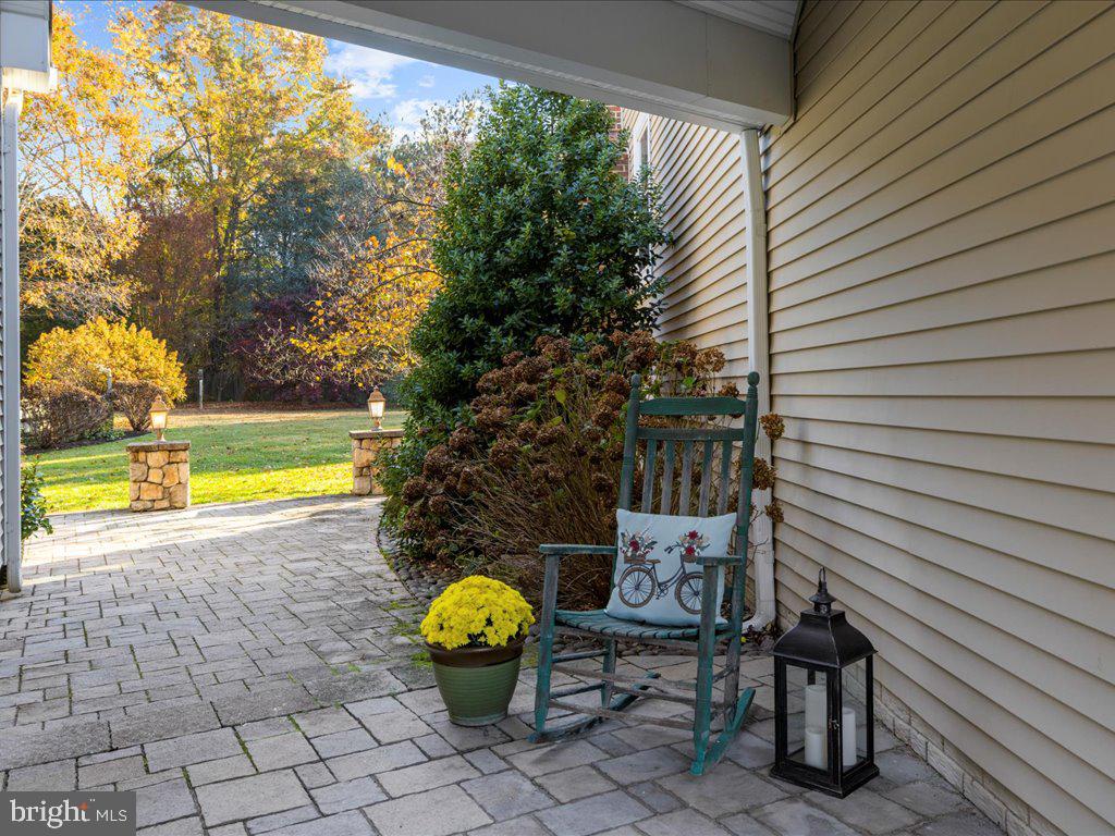 REGULARS - Residential