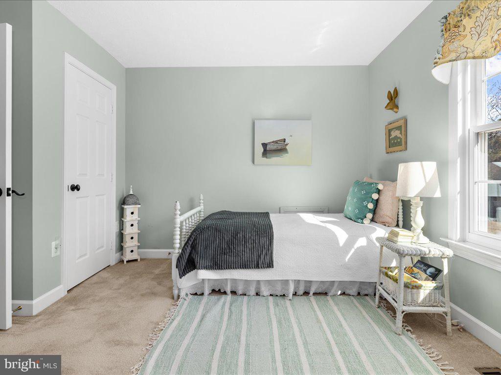 REGULARS - Residential