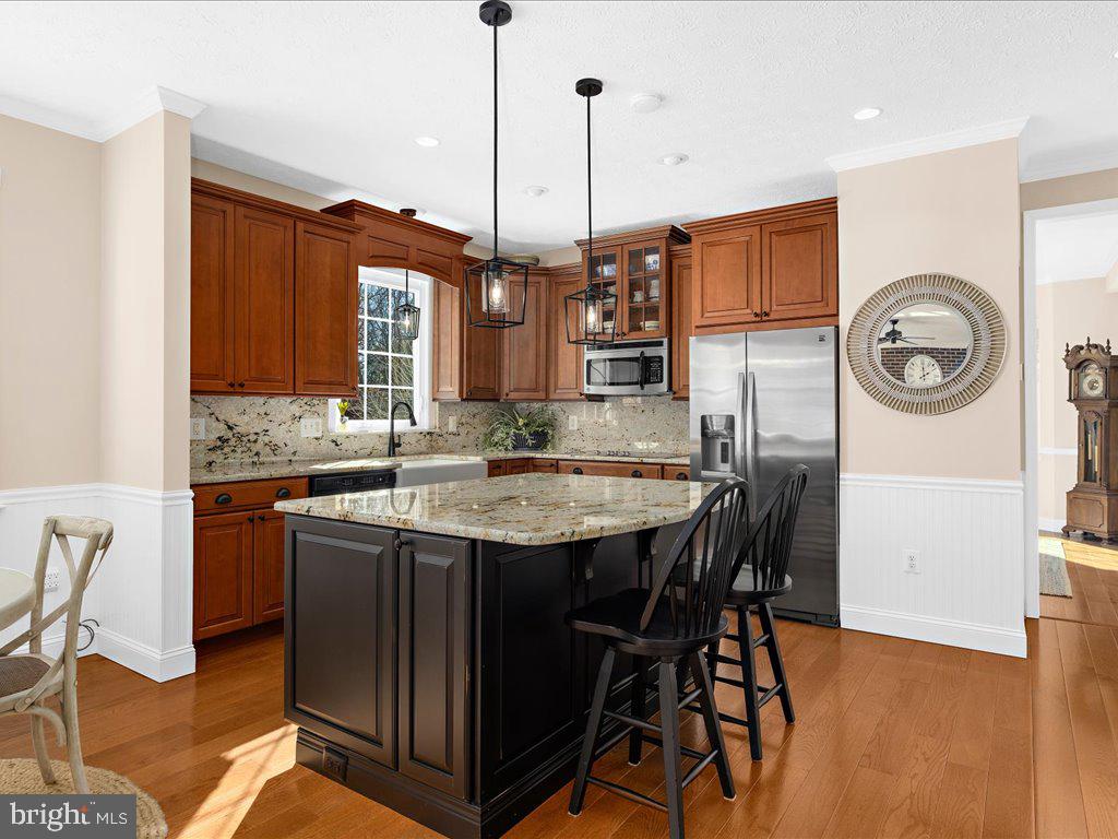 REGULARS - Residential