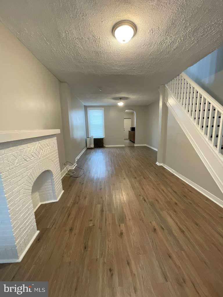 COLD SPRING NEWTOWN - Residential Lease