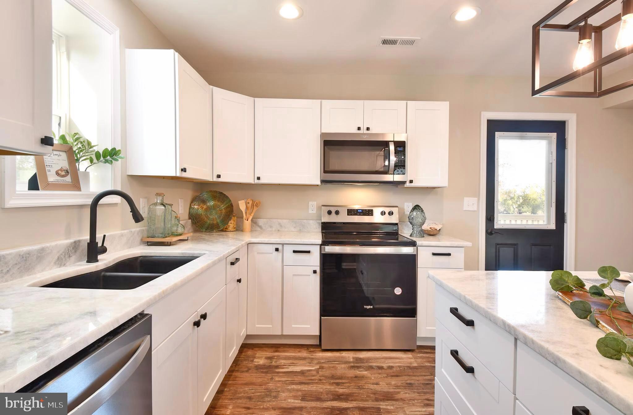 UNIONVILLE - Residential Lease