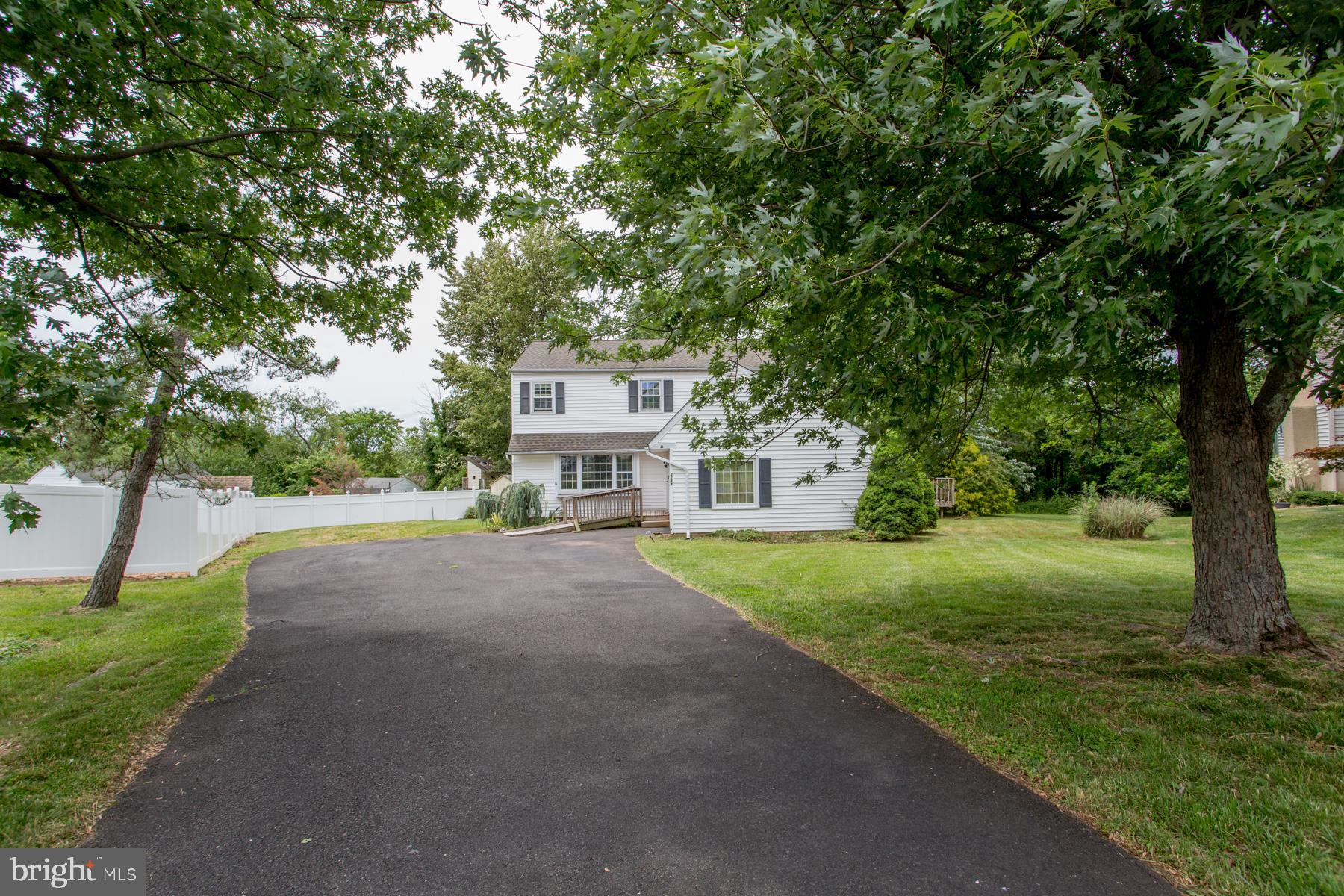 PALOMINO GLEN - Residential