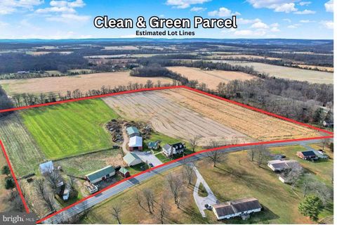 Homes For Sale - 2894 Oxford Road<br/> Adams County, NEW OXFORD, PA 17350