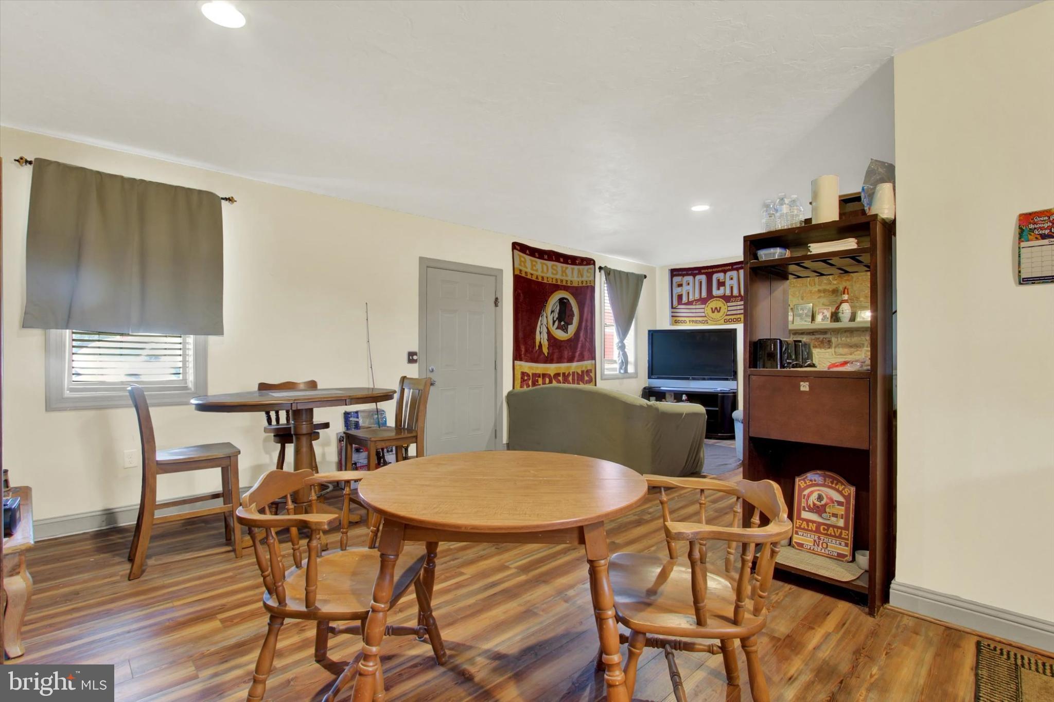 NEW CHESTER - Residential