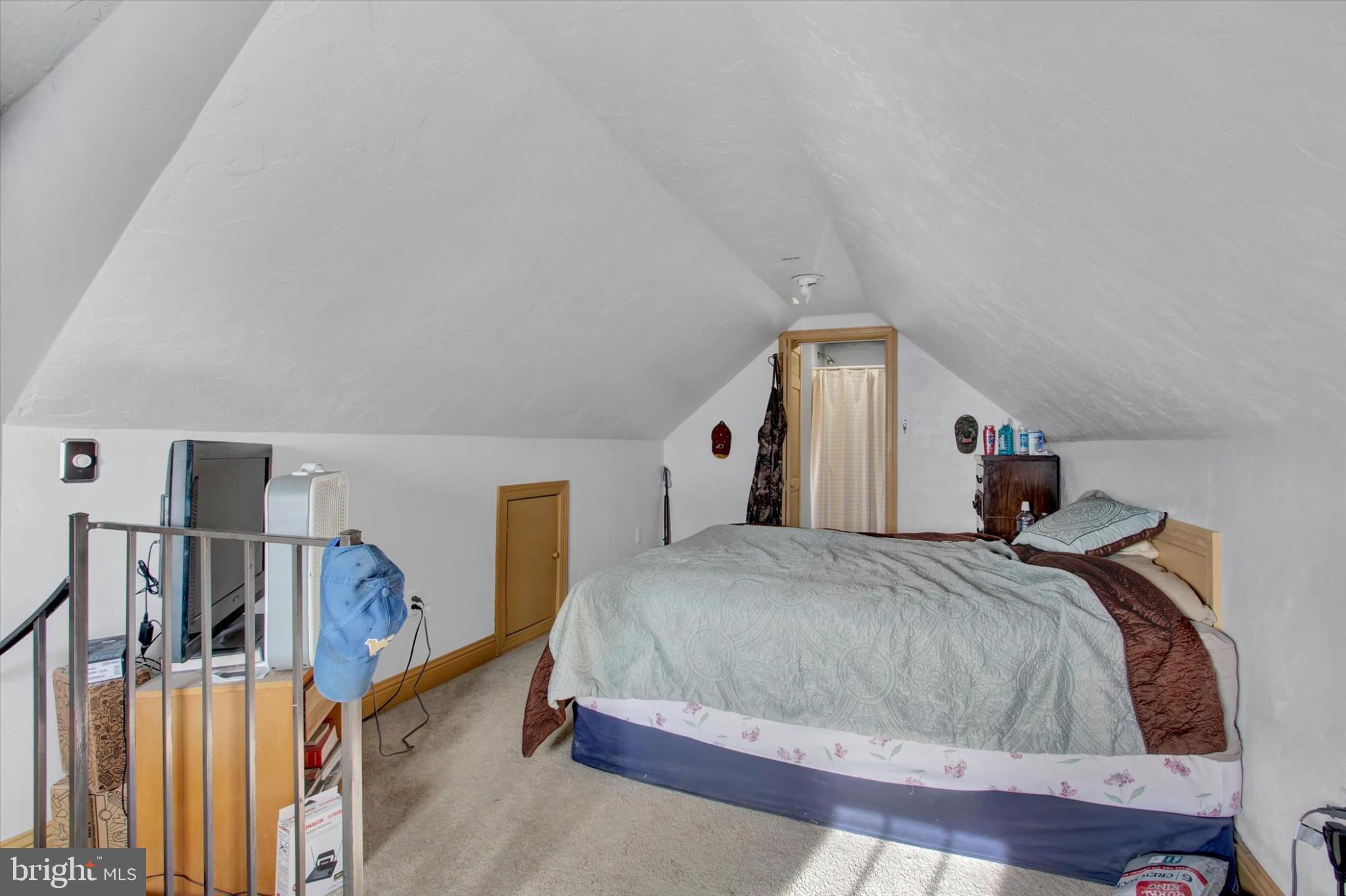 NEW CHESTER - Residential