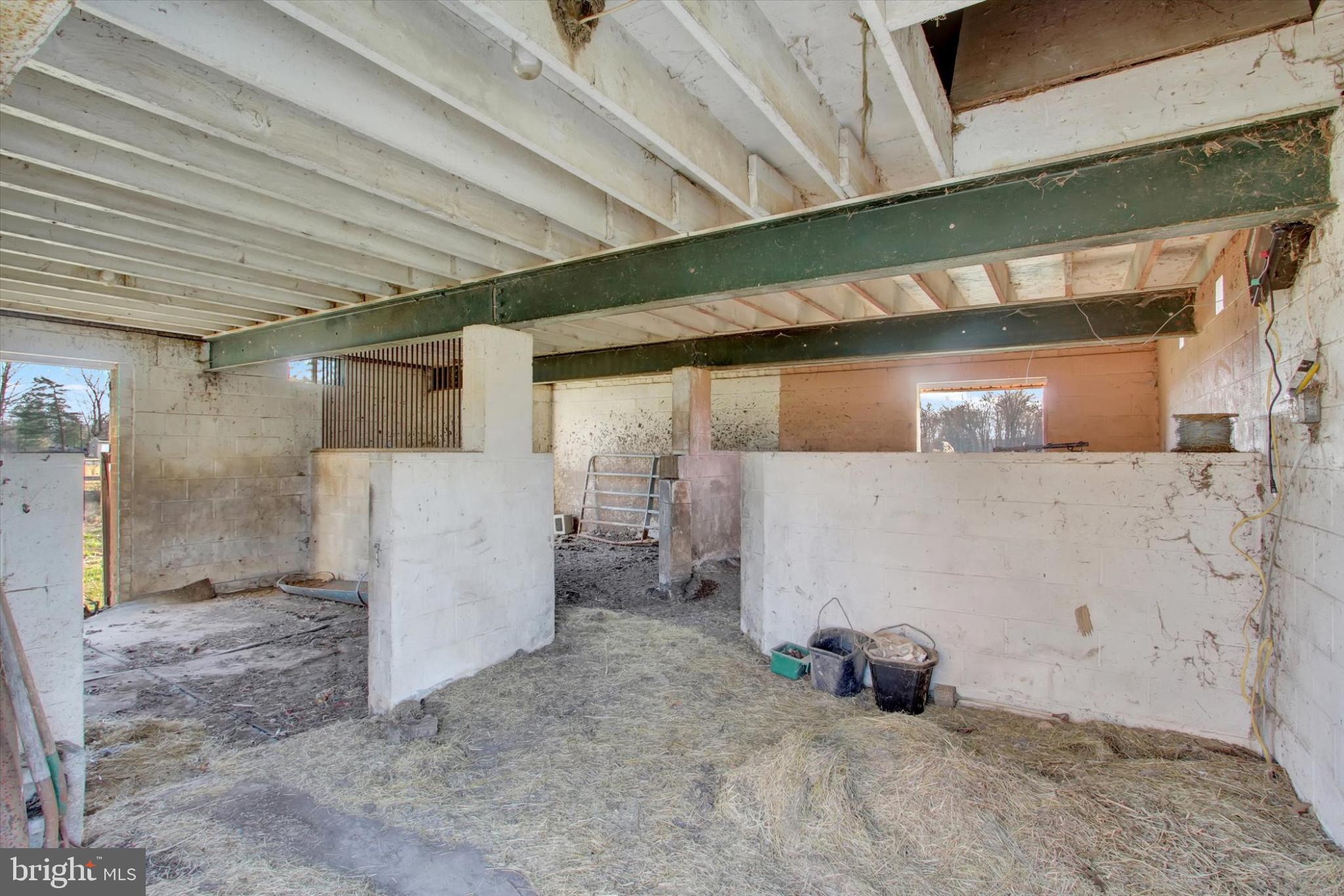 NEW CHESTER - Residential