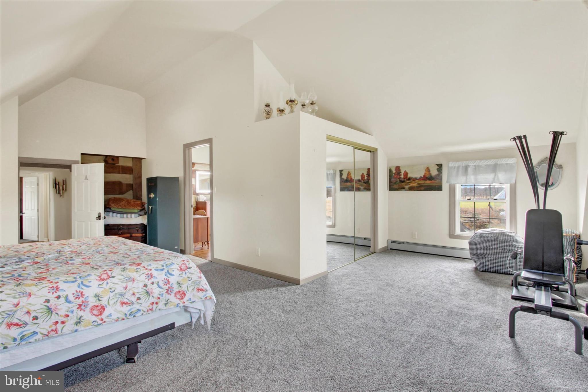 NEW CHESTER - Residential