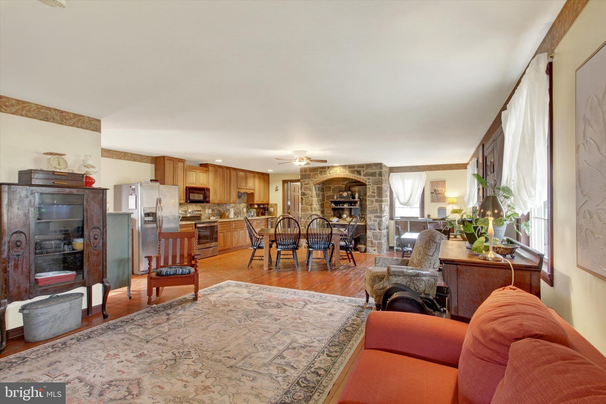 NEW CHESTER - Residential