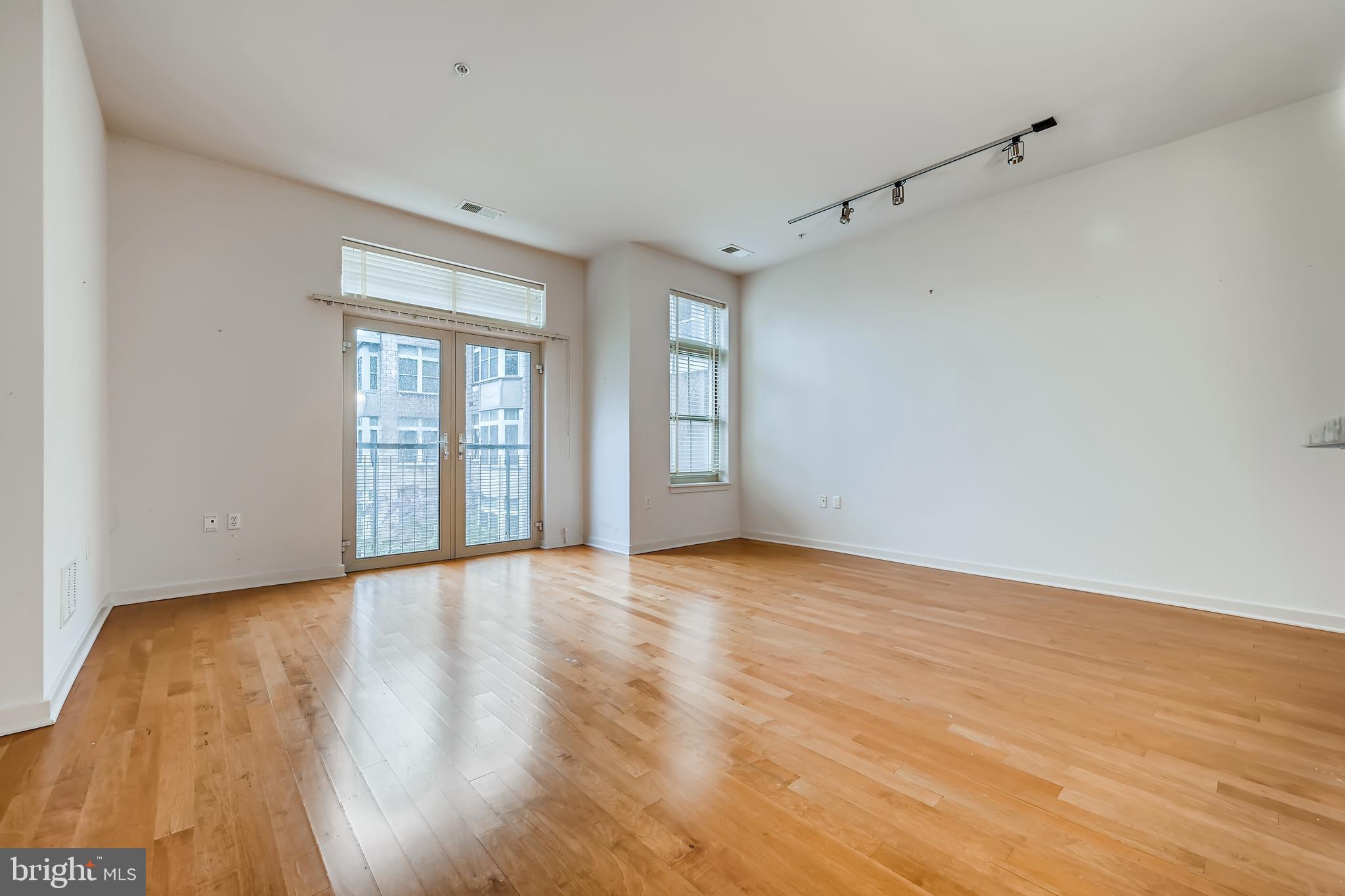 MOUNT VERNON PLACE HISTORIC DISTRICT - Residential