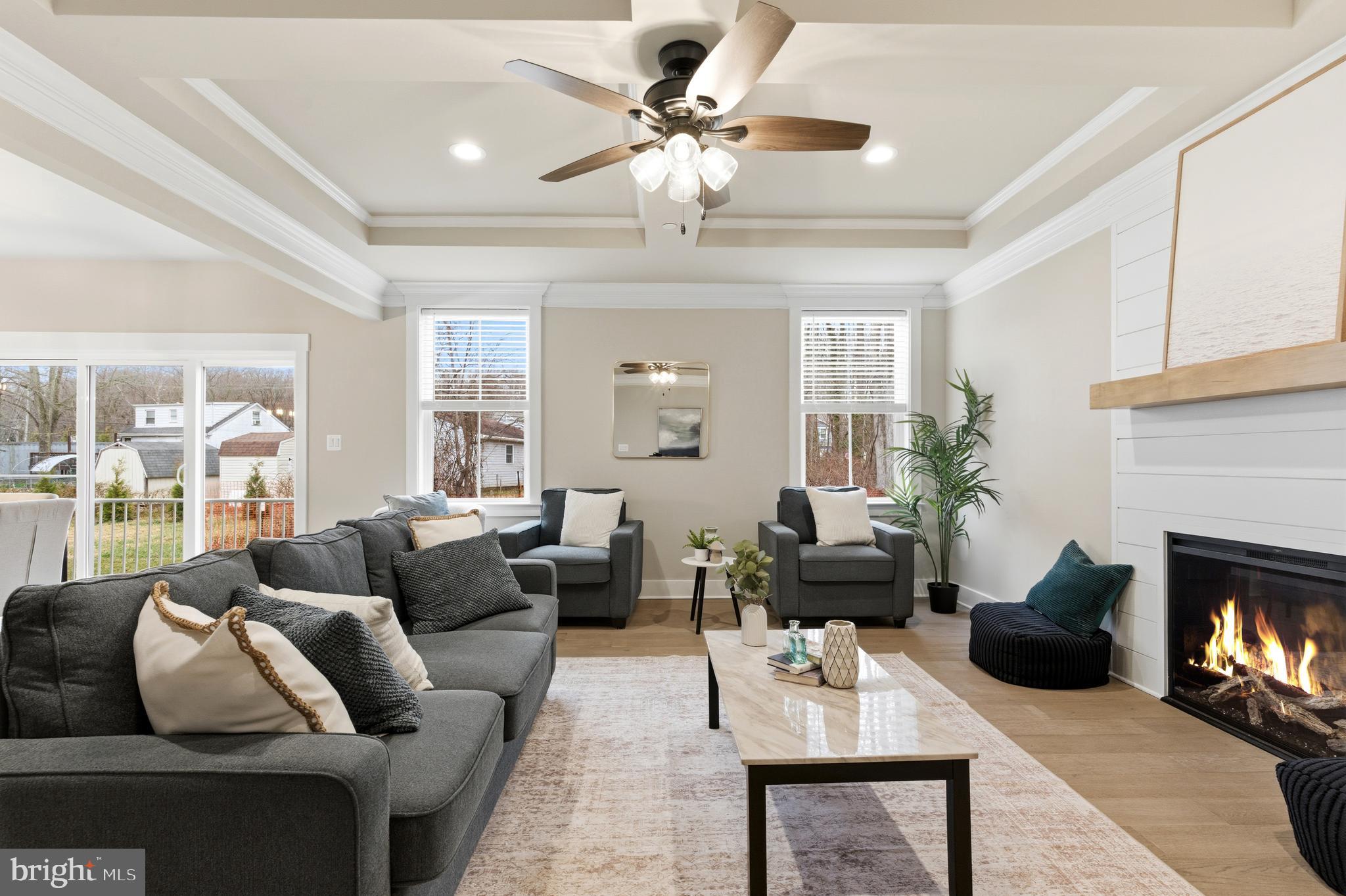 WATERS EDGE - Residential