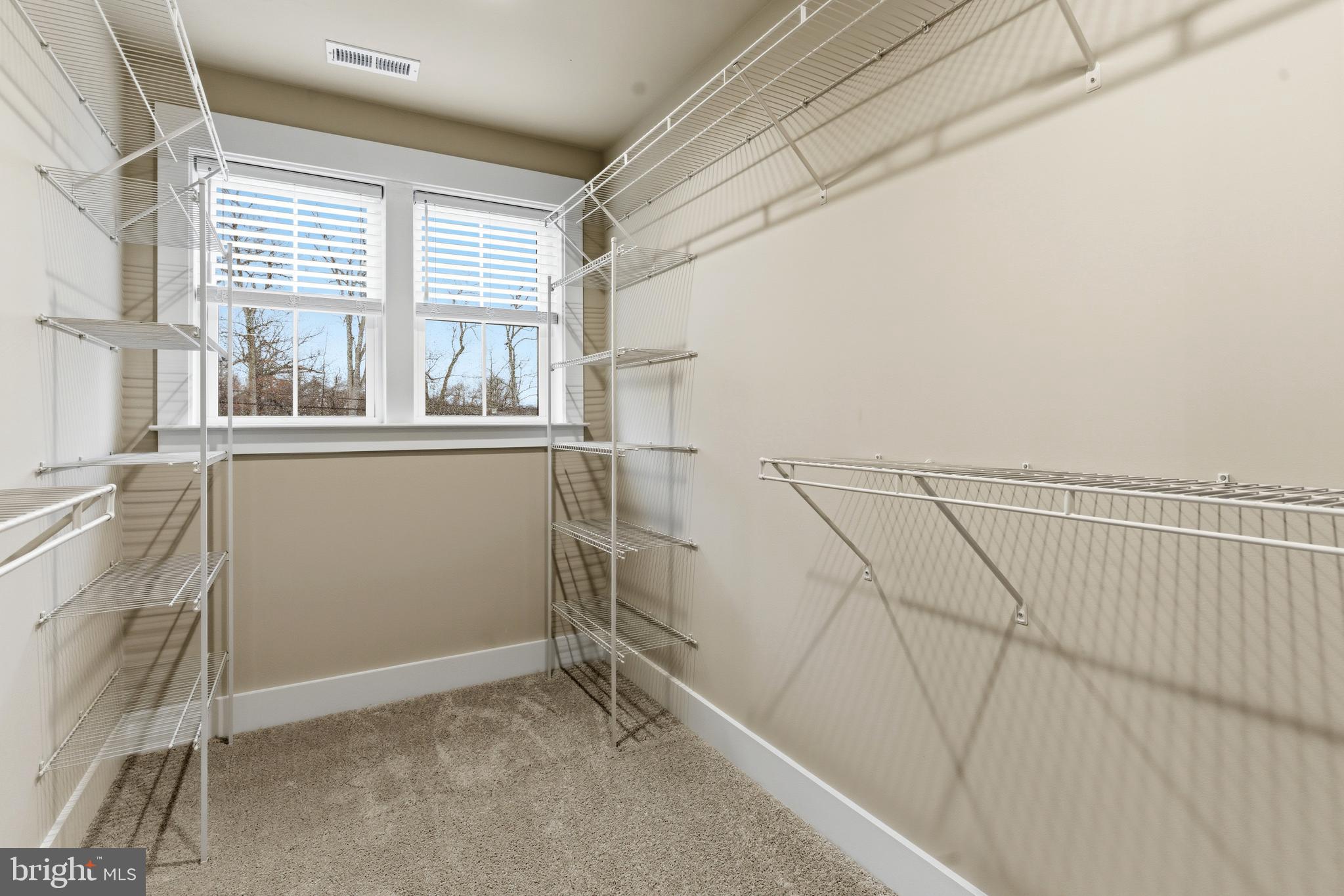 WATERS EDGE - Residential