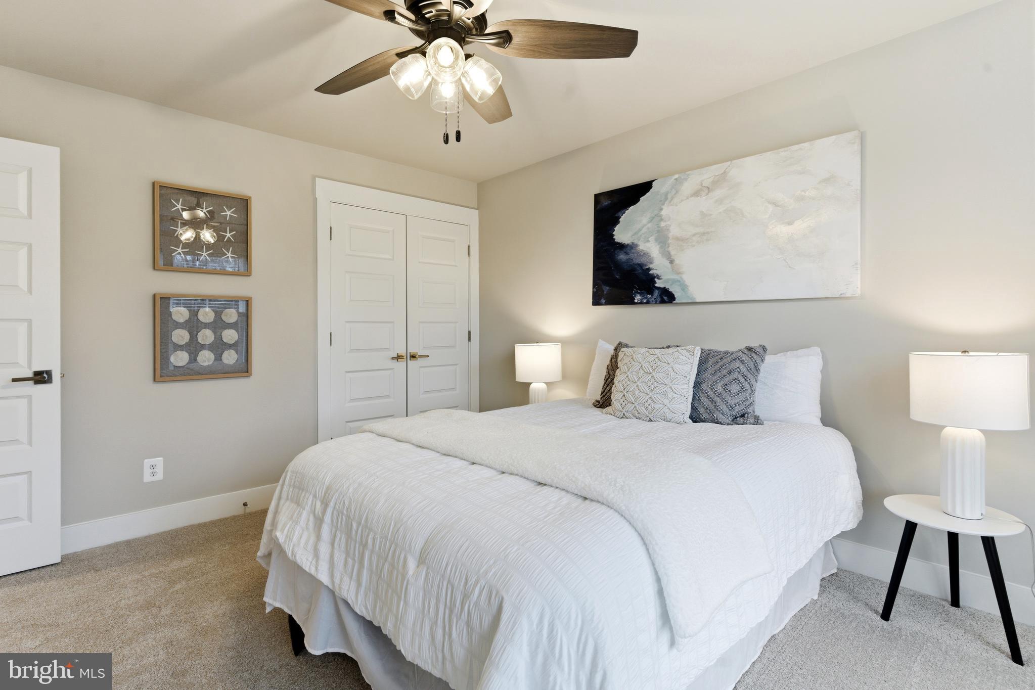 WATERS EDGE - Residential