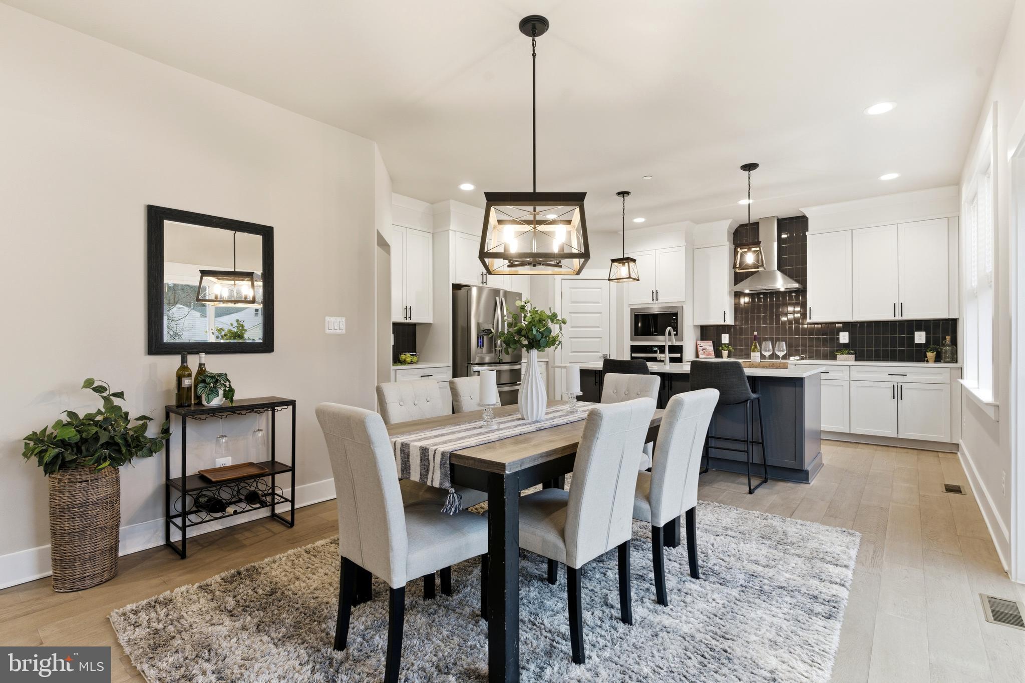 WATERS EDGE - Residential