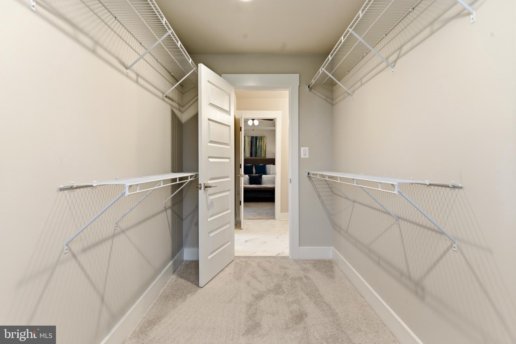 WATERS EDGE - Residential