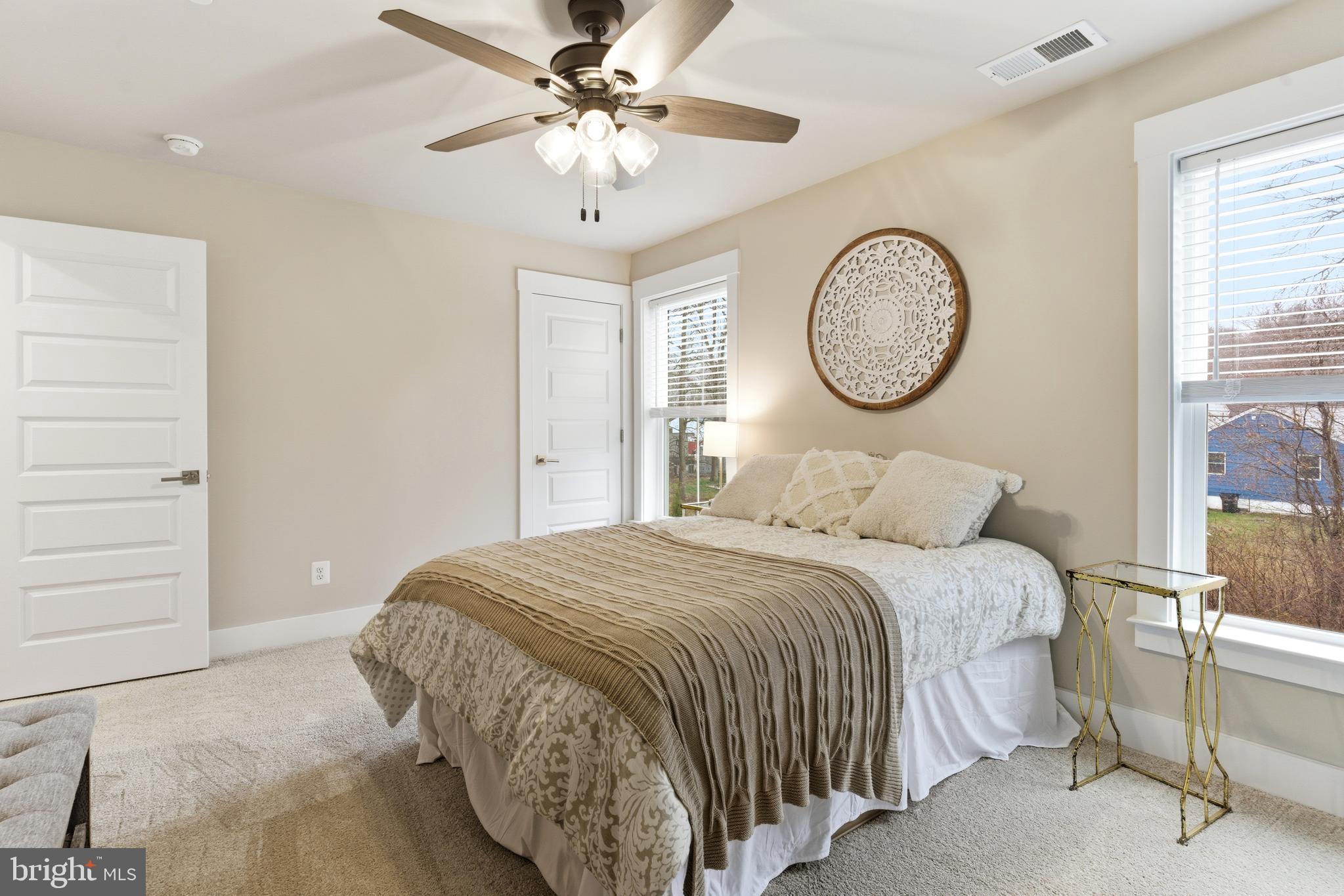 WATERS EDGE - Residential