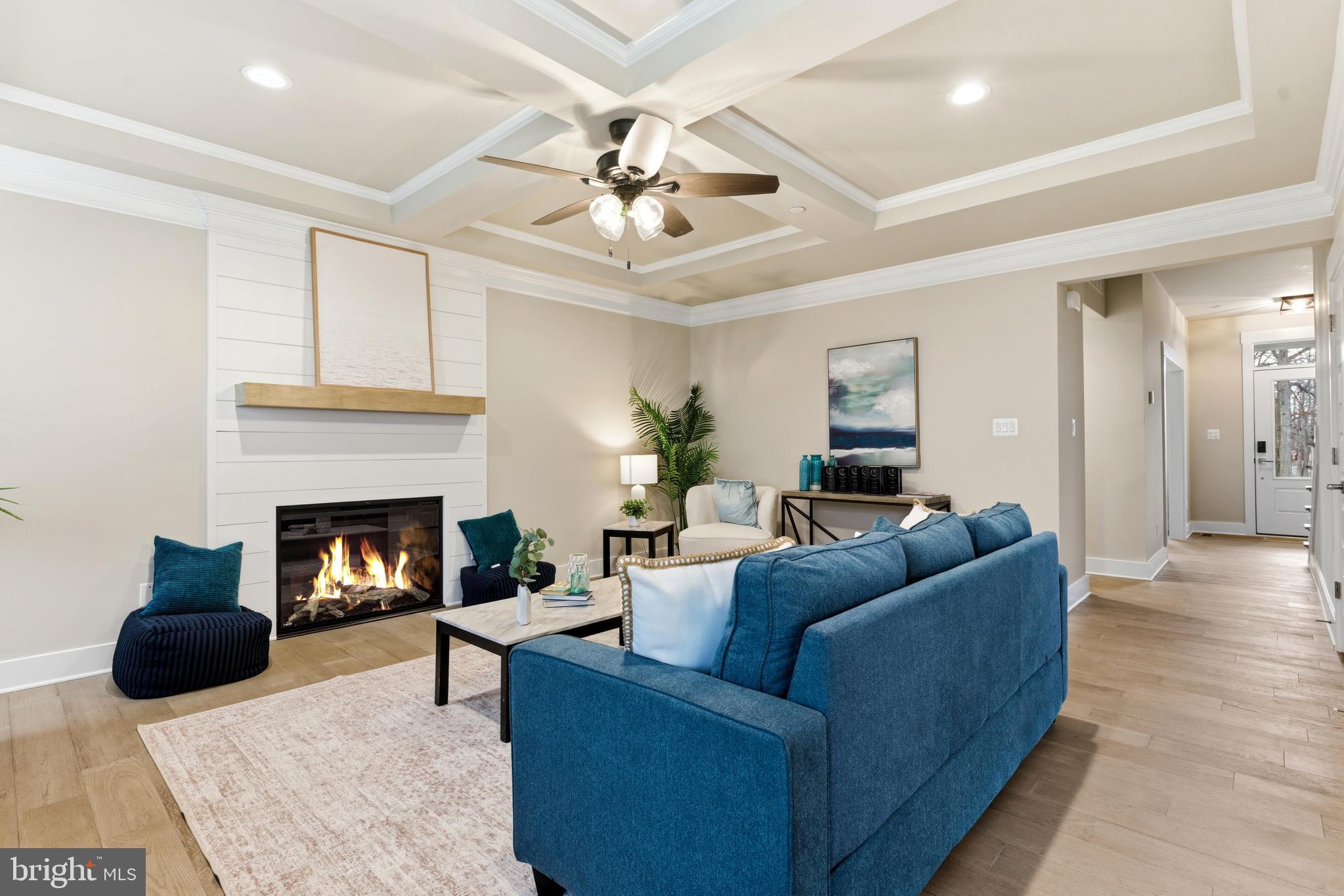 WATERS EDGE - Residential