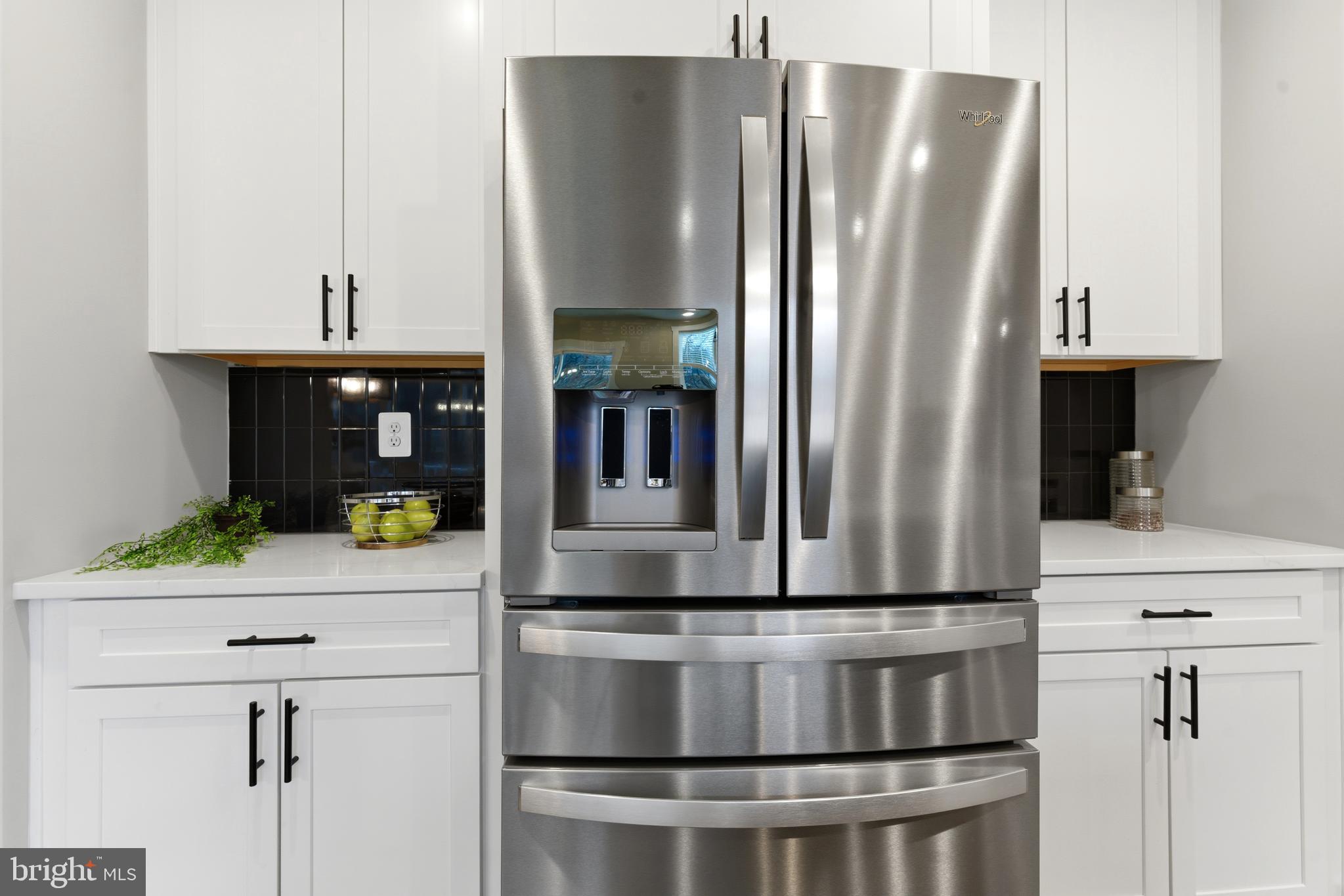 WATERS EDGE - Residential