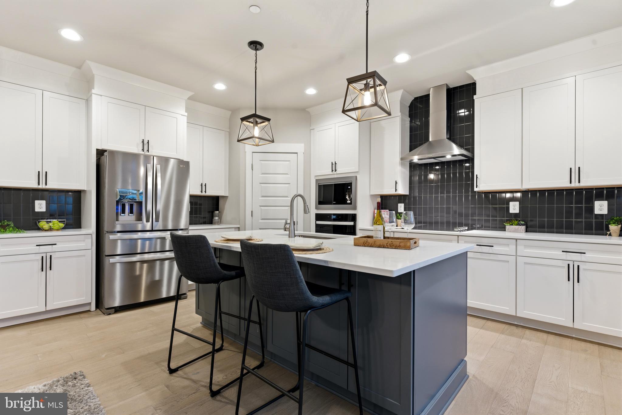 WATERS EDGE - Residential