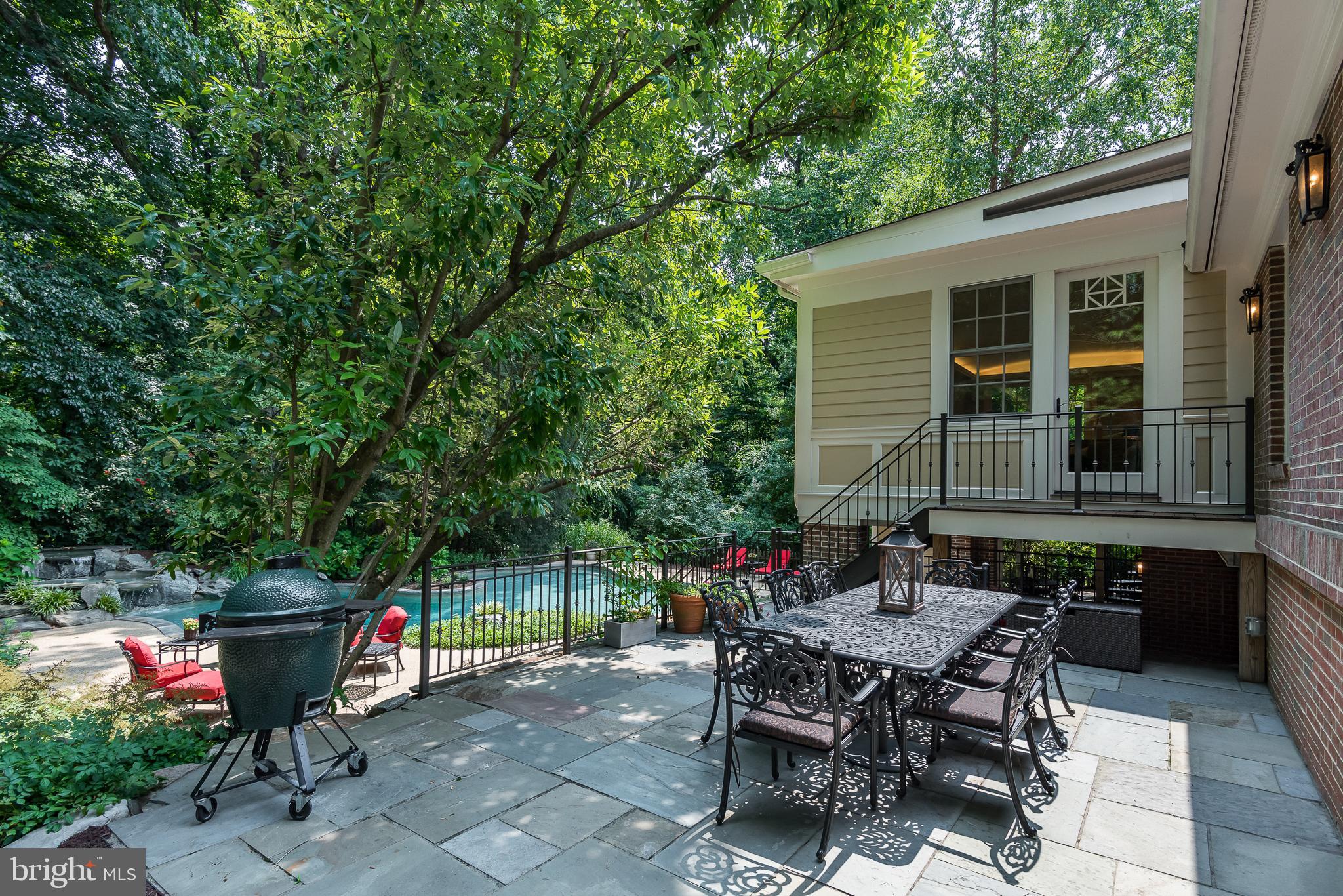 POTOMAC CHASE - Residential