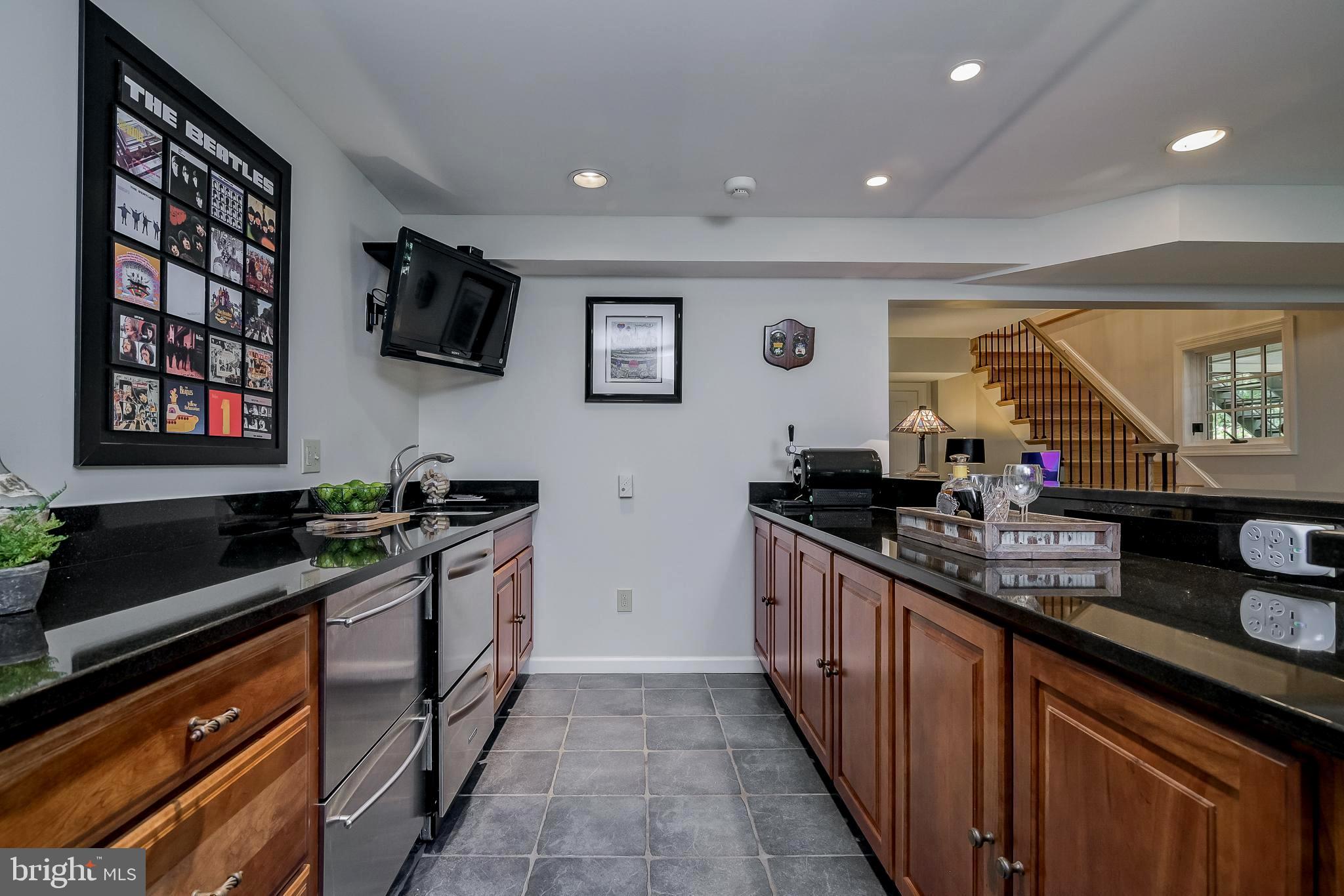 POTOMAC CHASE - Residential