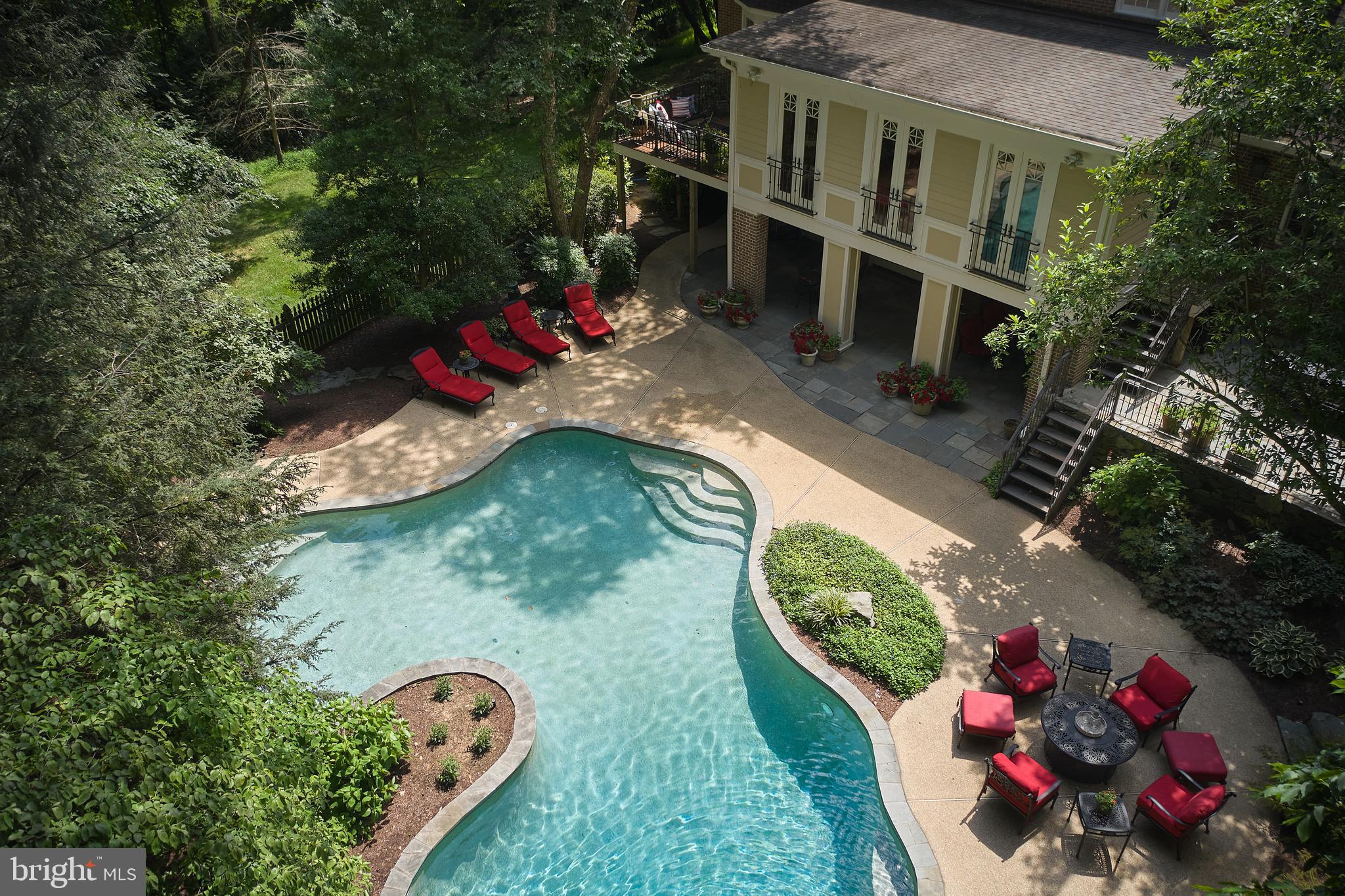 POTOMAC CHASE - Residential