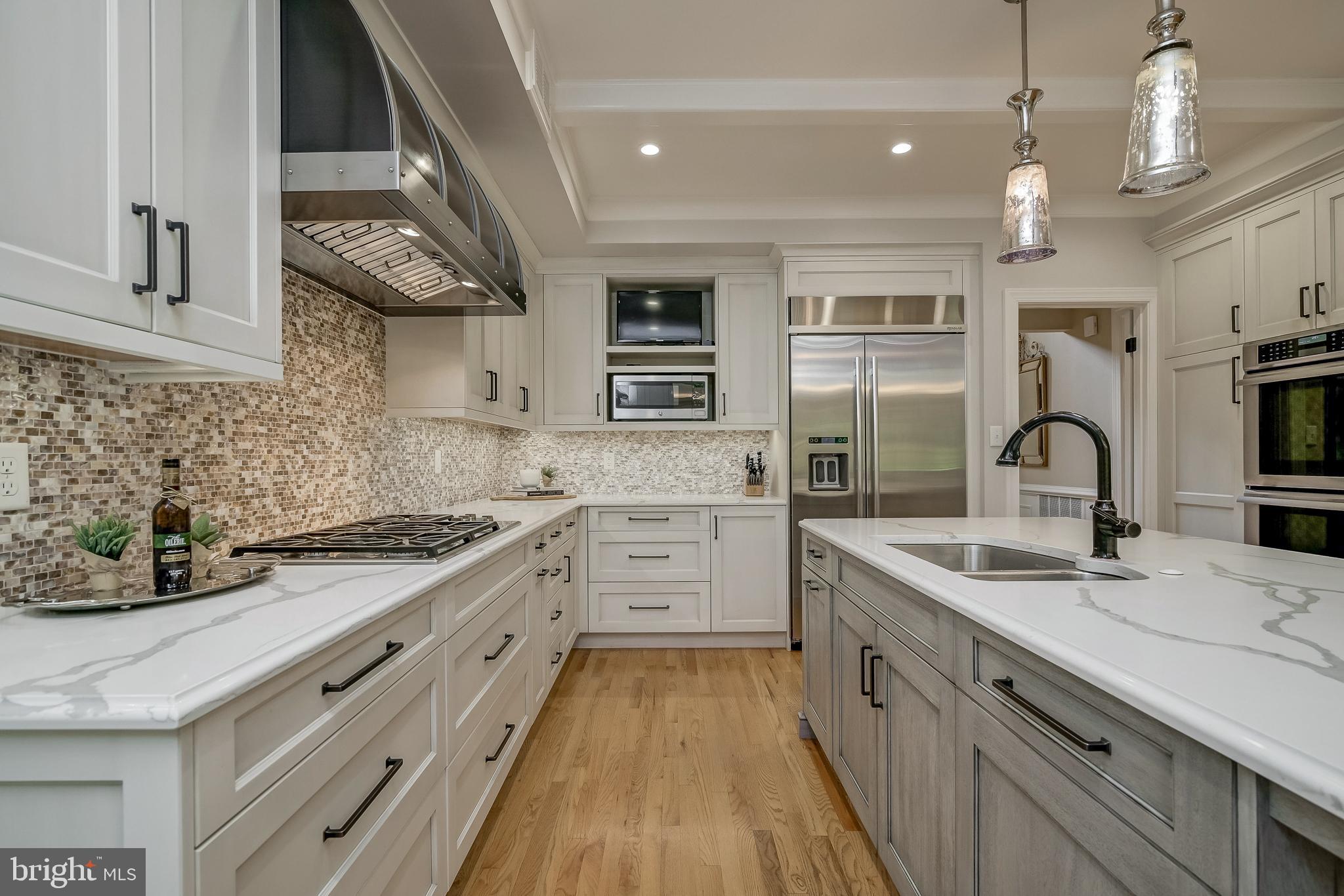 POTOMAC CHASE - Residential