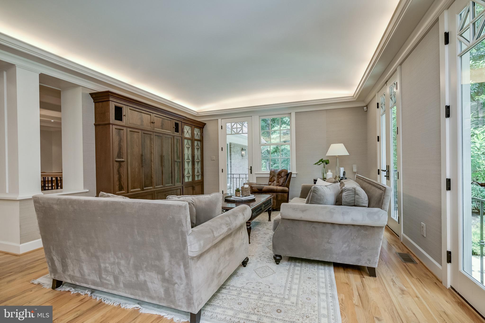 POTOMAC CHASE - Residential