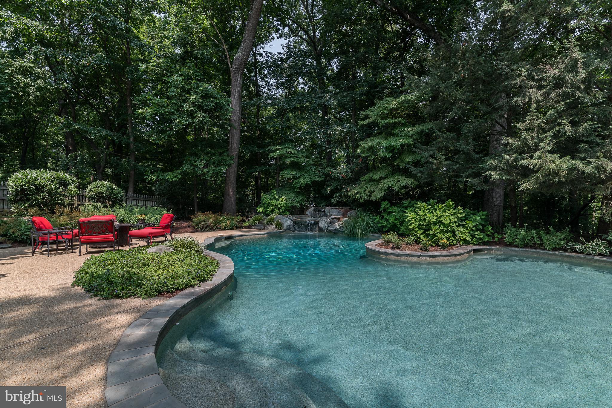 POTOMAC CHASE - Residential