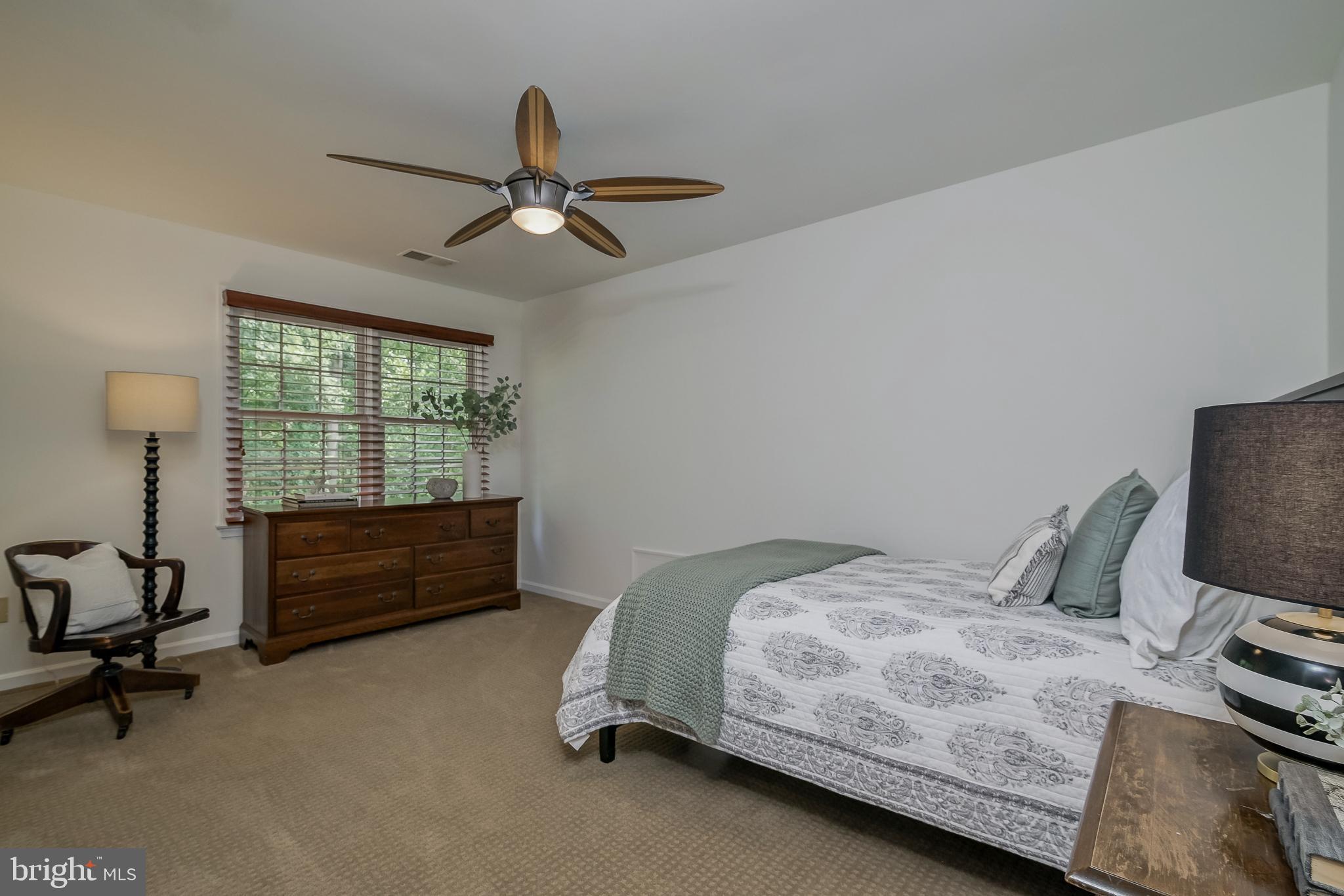 POTOMAC CHASE - Residential