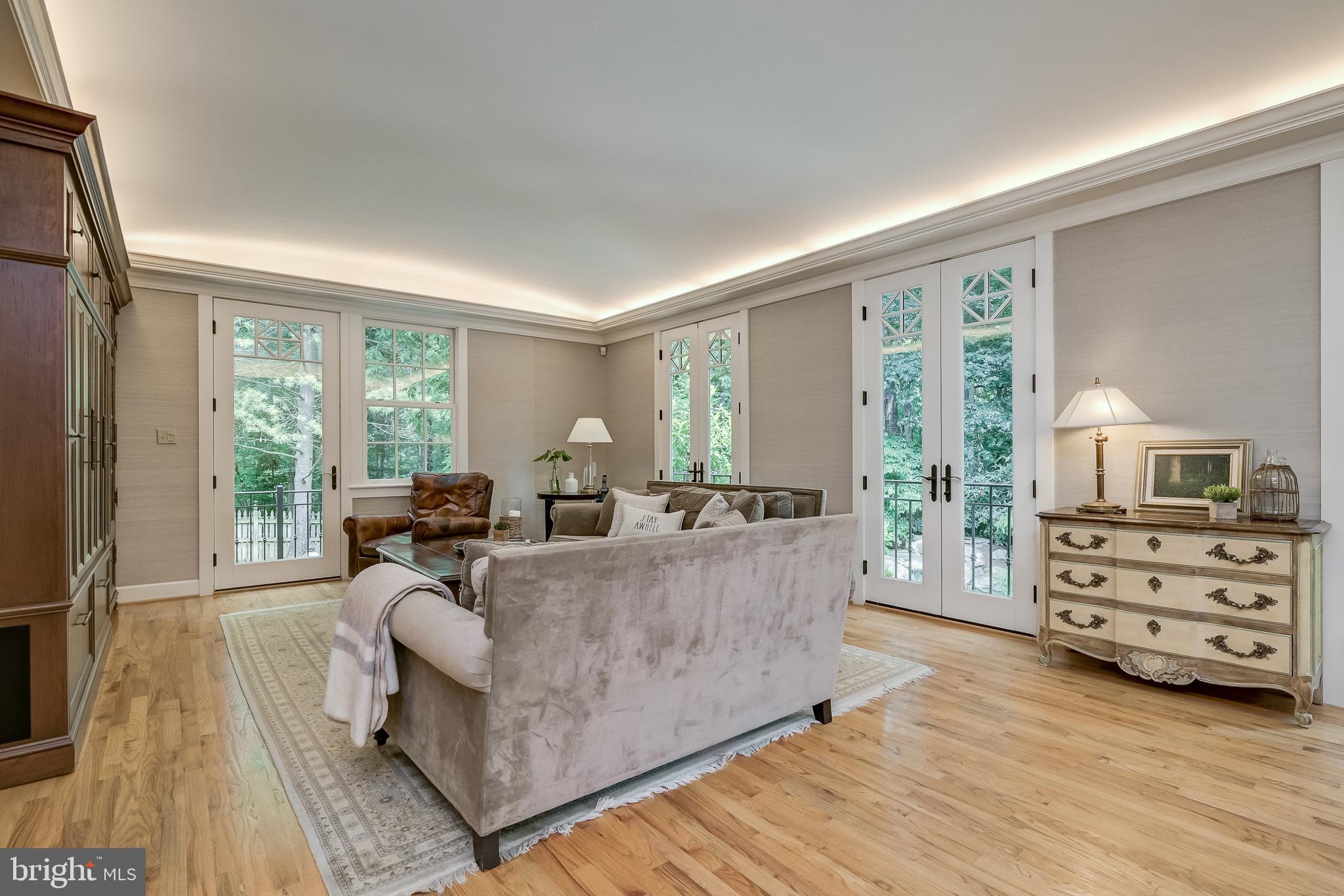 POTOMAC CHASE - Residential