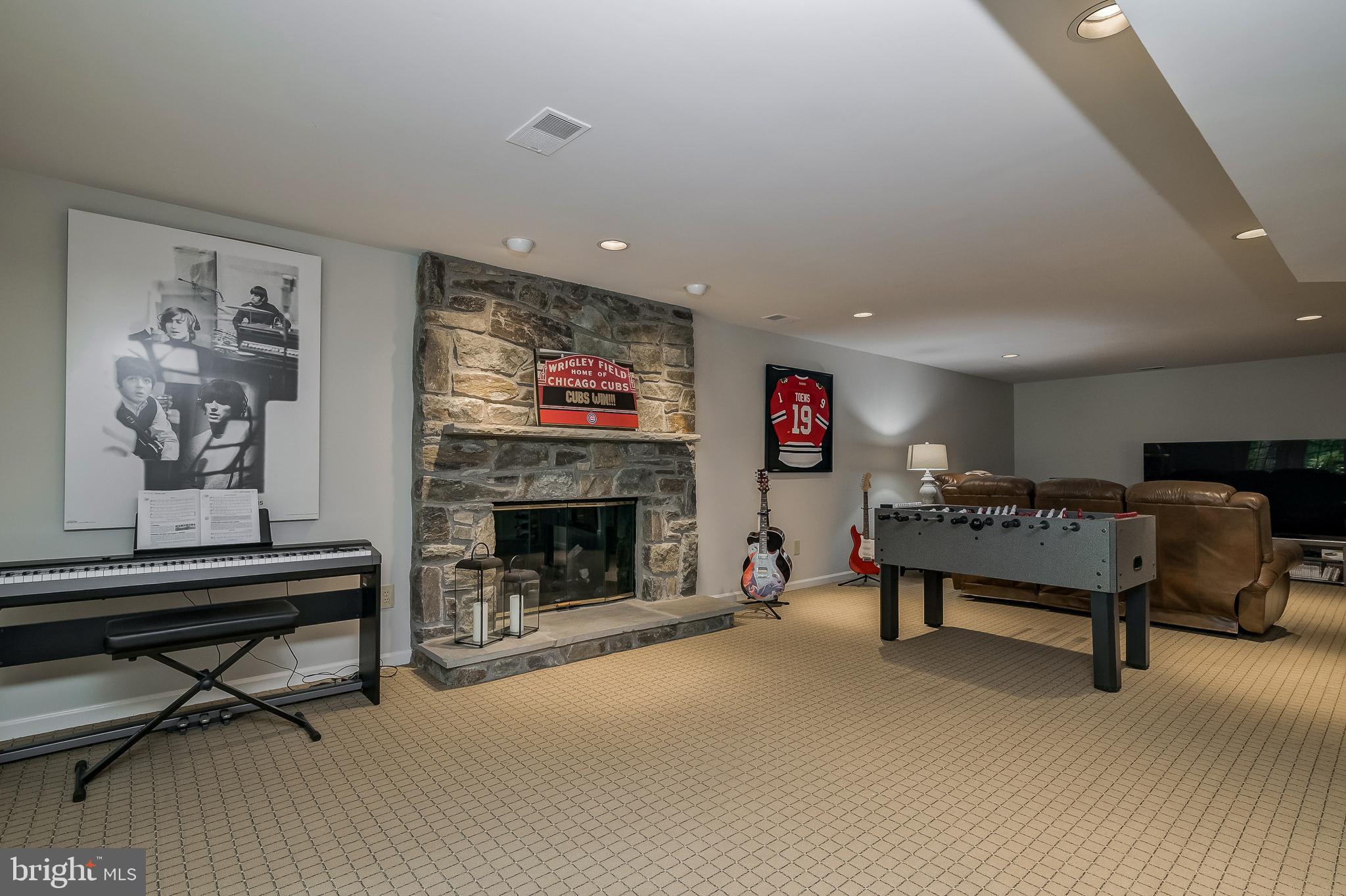 POTOMAC CHASE - Residential