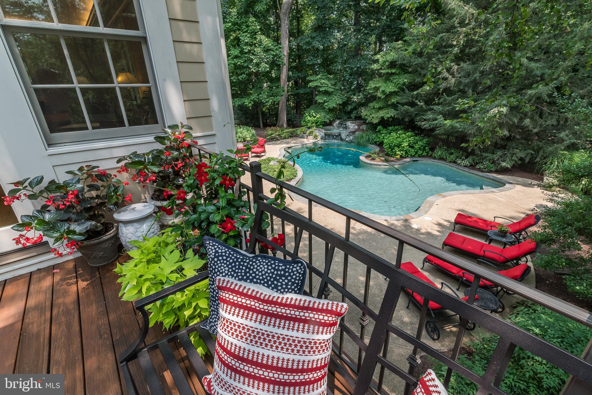 POTOMAC CHASE - Residential