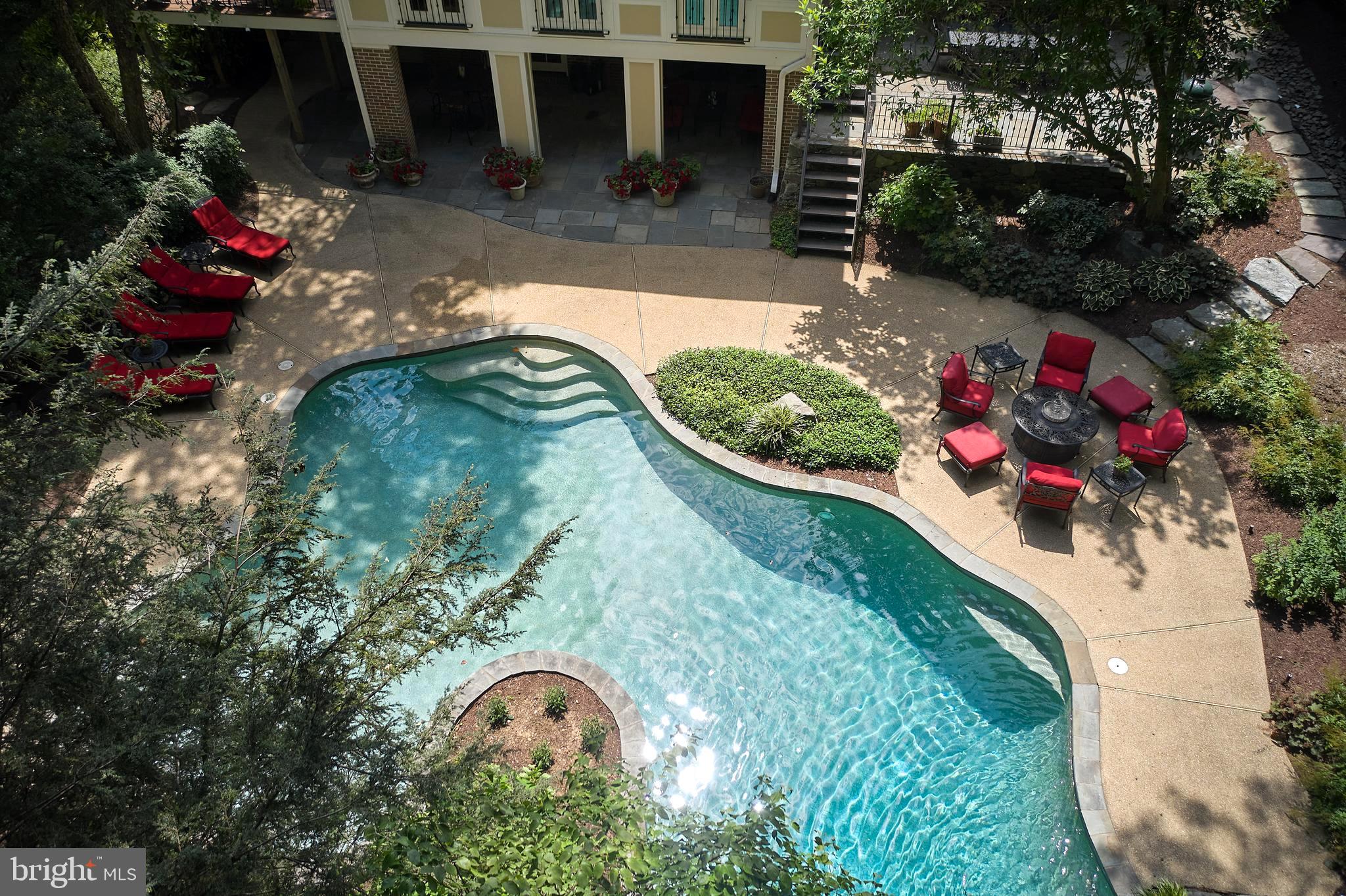 POTOMAC CHASE - Residential