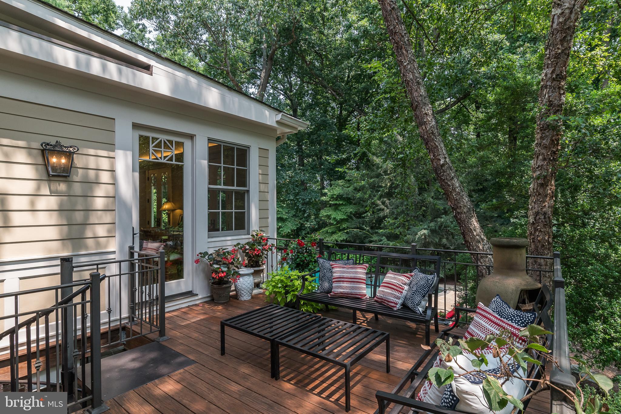 POTOMAC CHASE - Residential