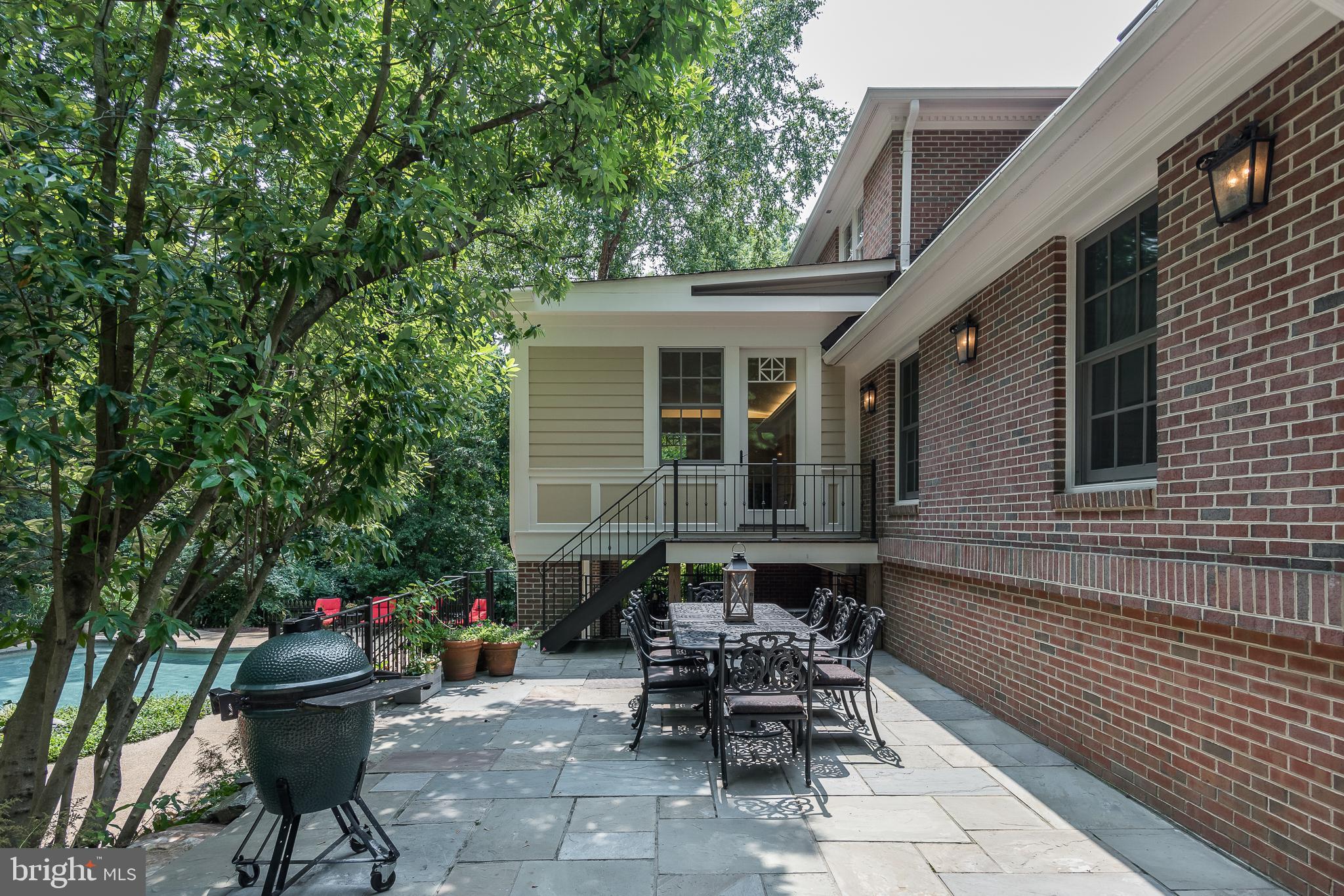 POTOMAC CHASE - Residential