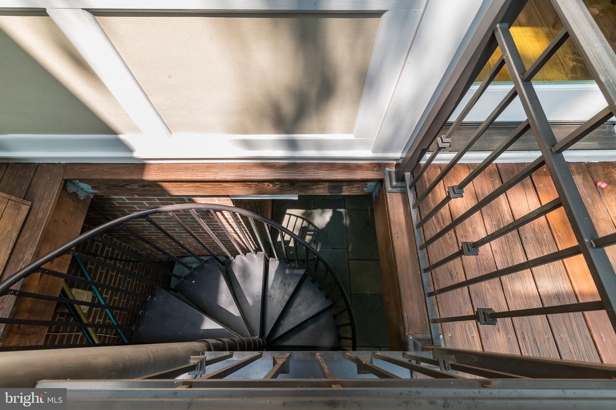 POTOMAC CHASE - Residential