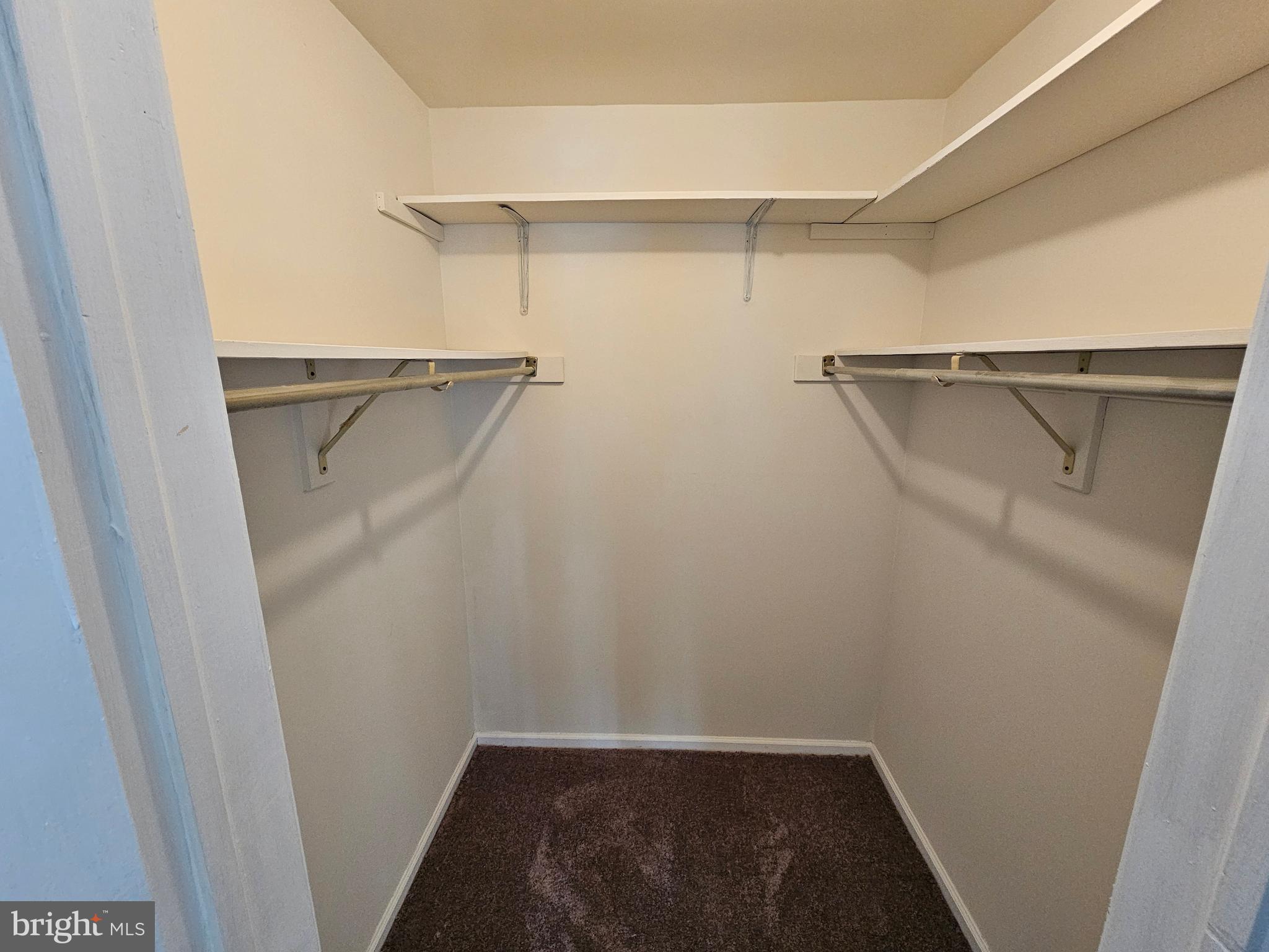 MONTGOMERY BROOK - Residential