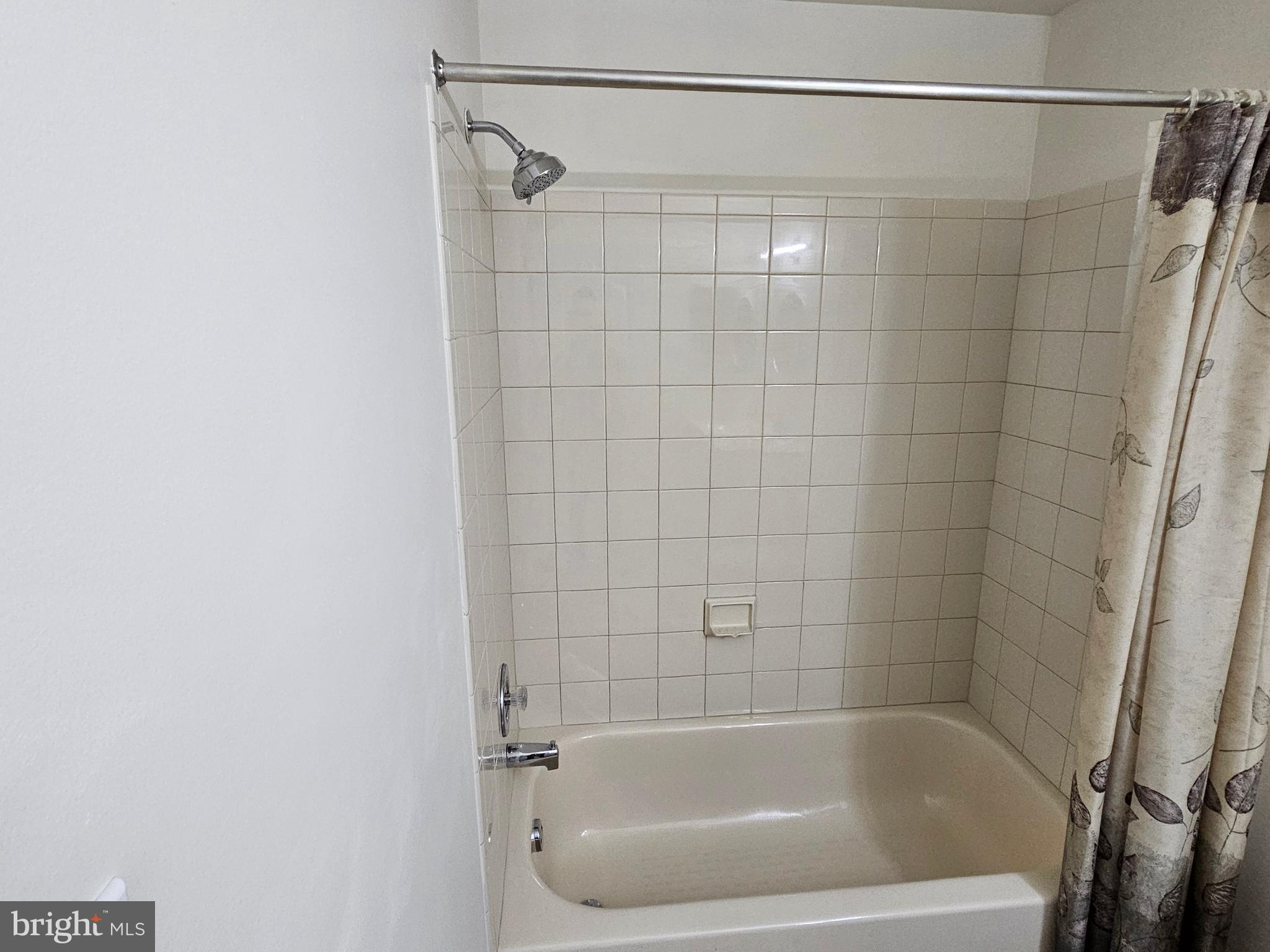 MONTGOMERY BROOK - Residential