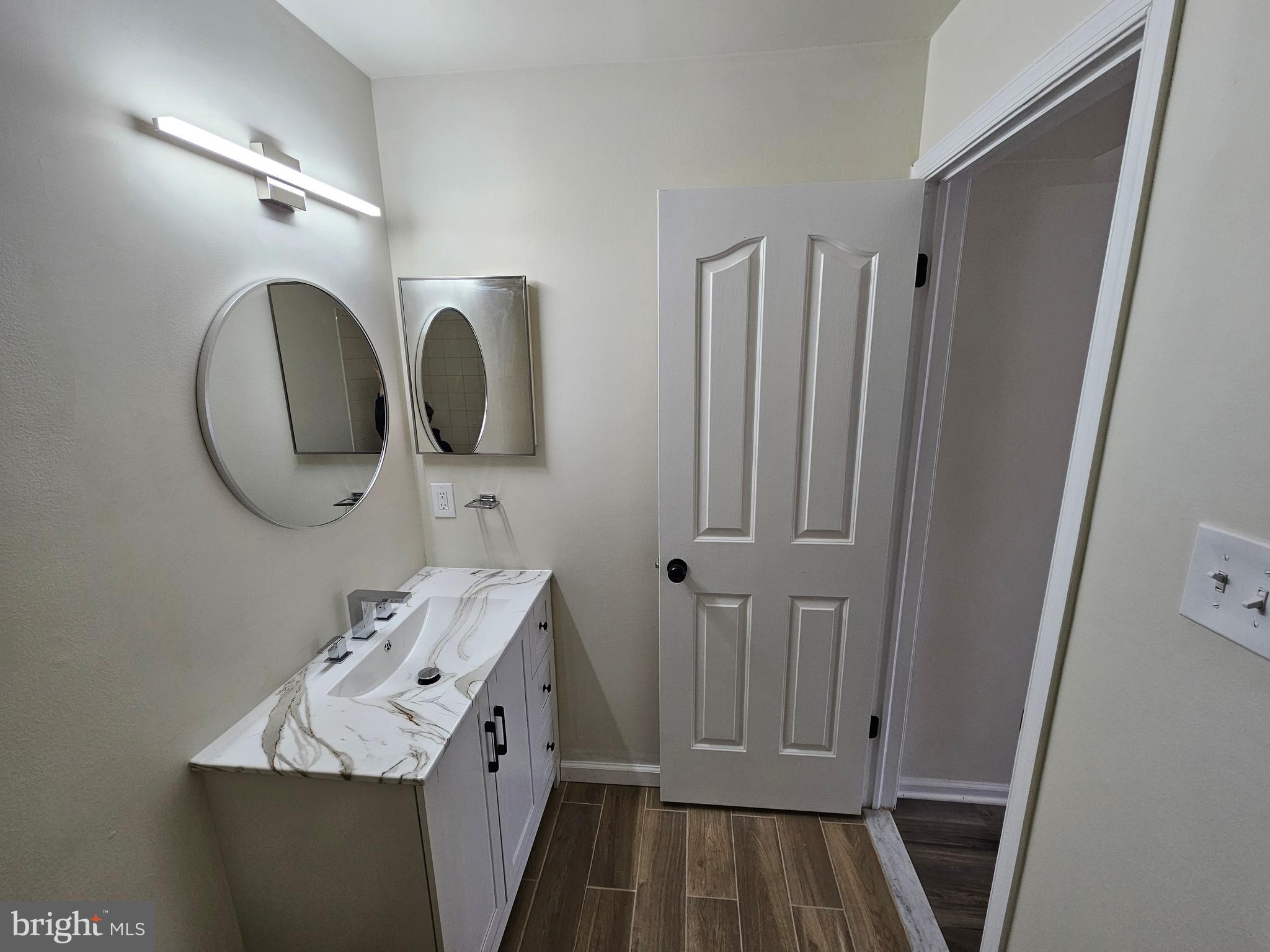 MONTGOMERY BROOK - Residential