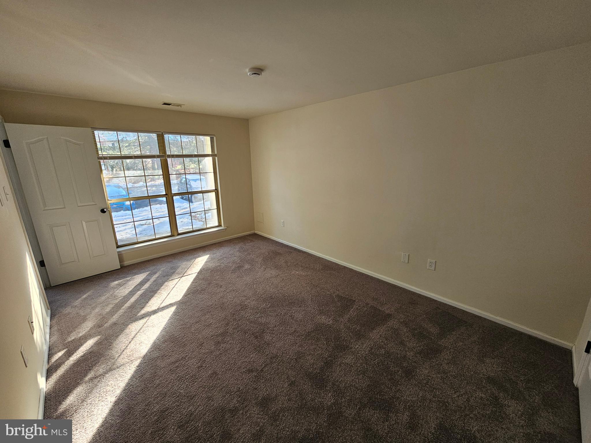 MONTGOMERY BROOK - Residential