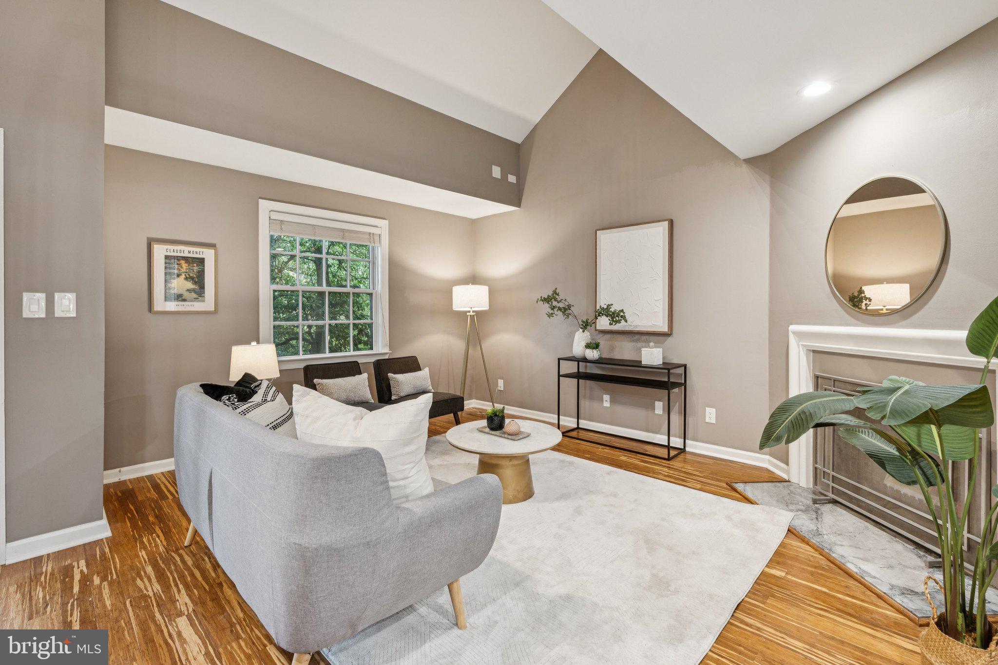 220 N SAINT ASAPH STREET 14