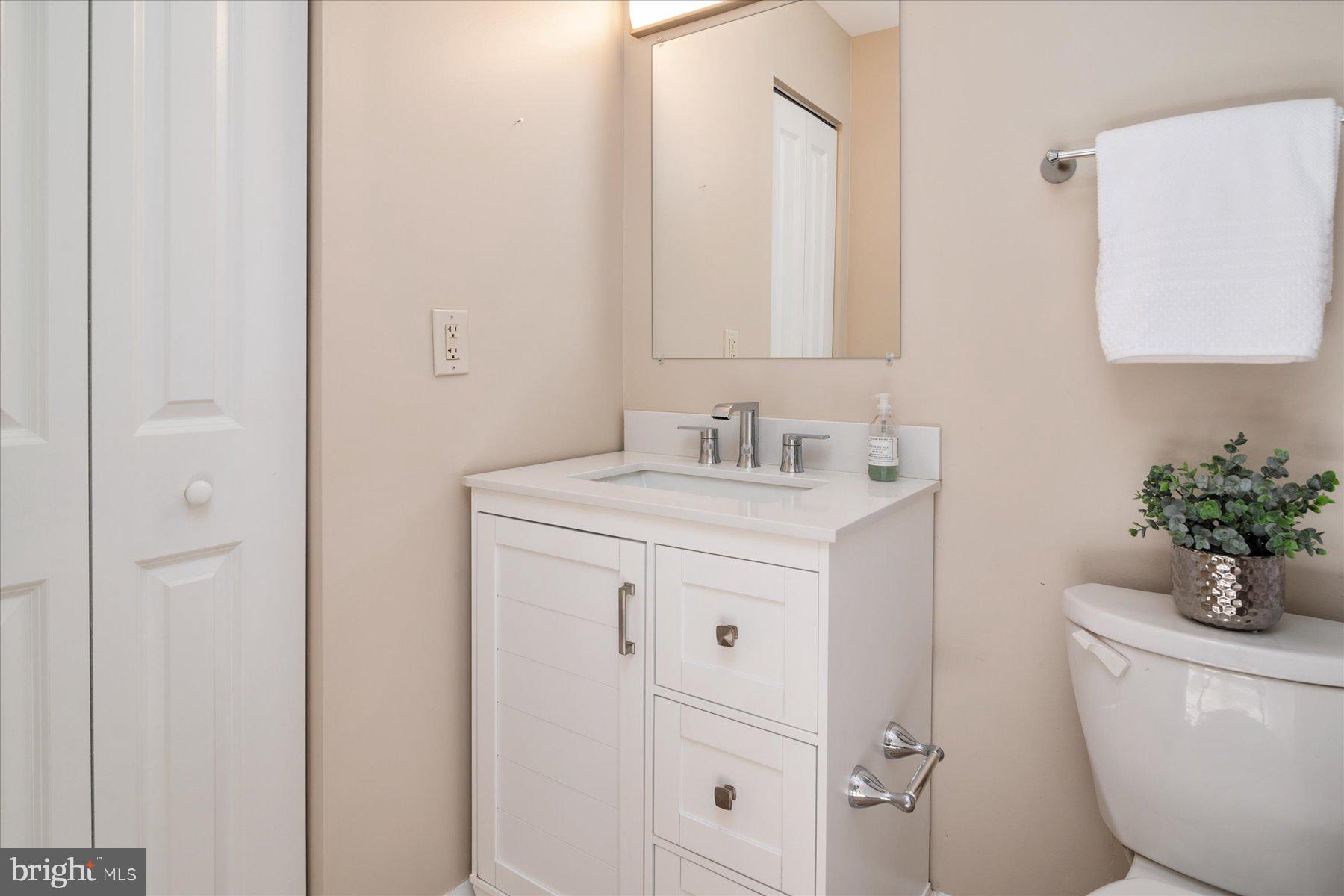 KIMBERLY WOODS VILLAGE - Residential