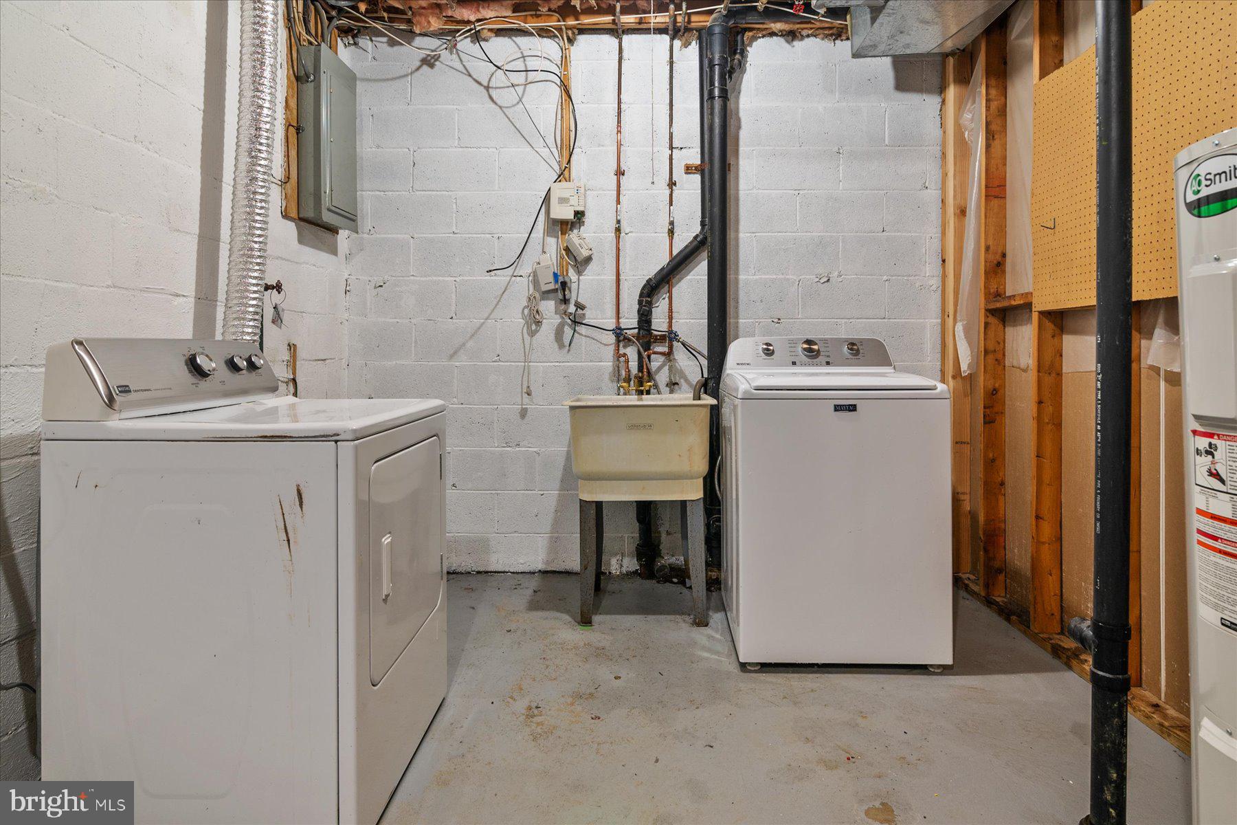 KIMBERLY WOODS VILLAGE - Residential