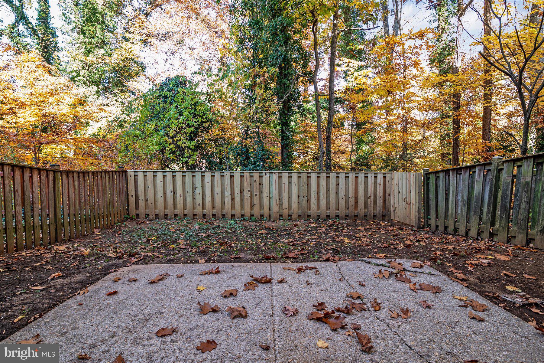 KIMBERLY WOODS VILLAGE - Residential