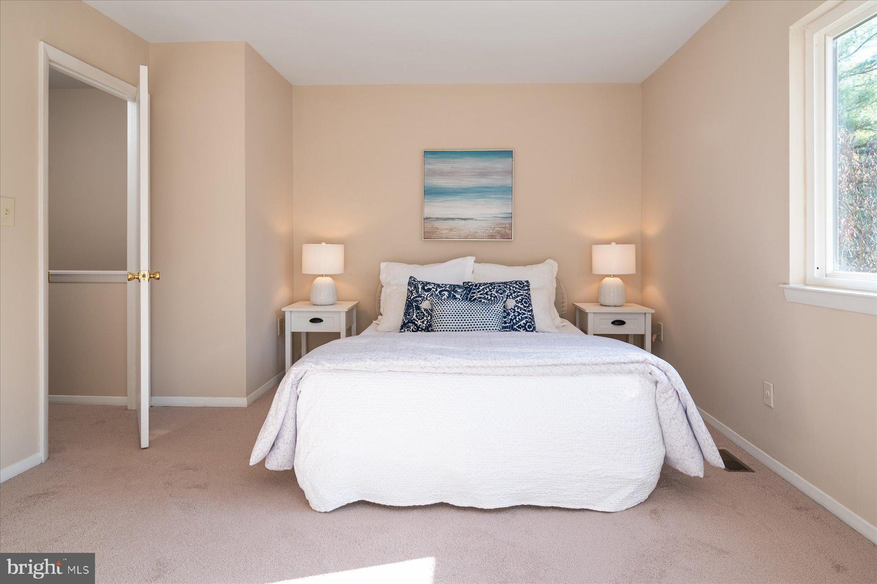 KIMBERLY WOODS VILLAGE - Residential