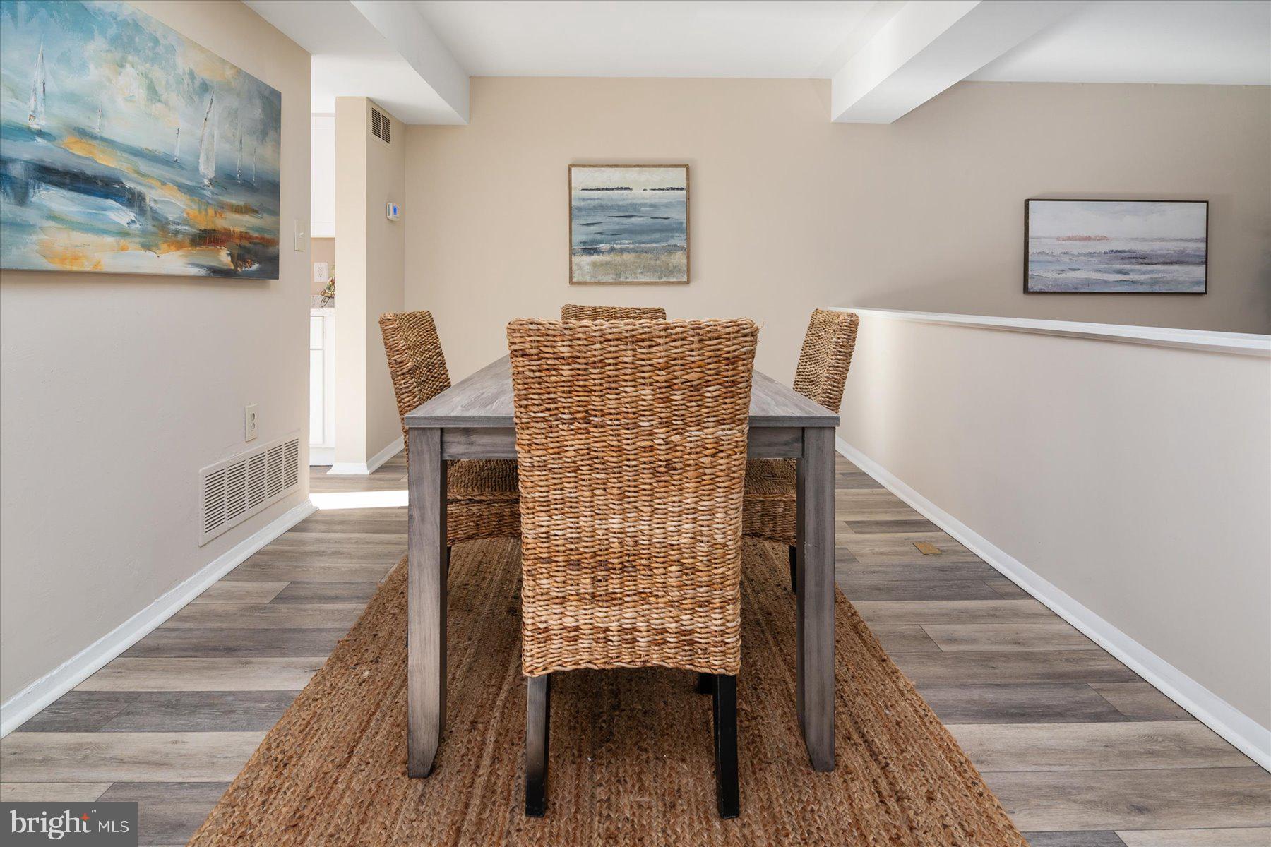 KIMBERLY WOODS VILLAGE - Residential