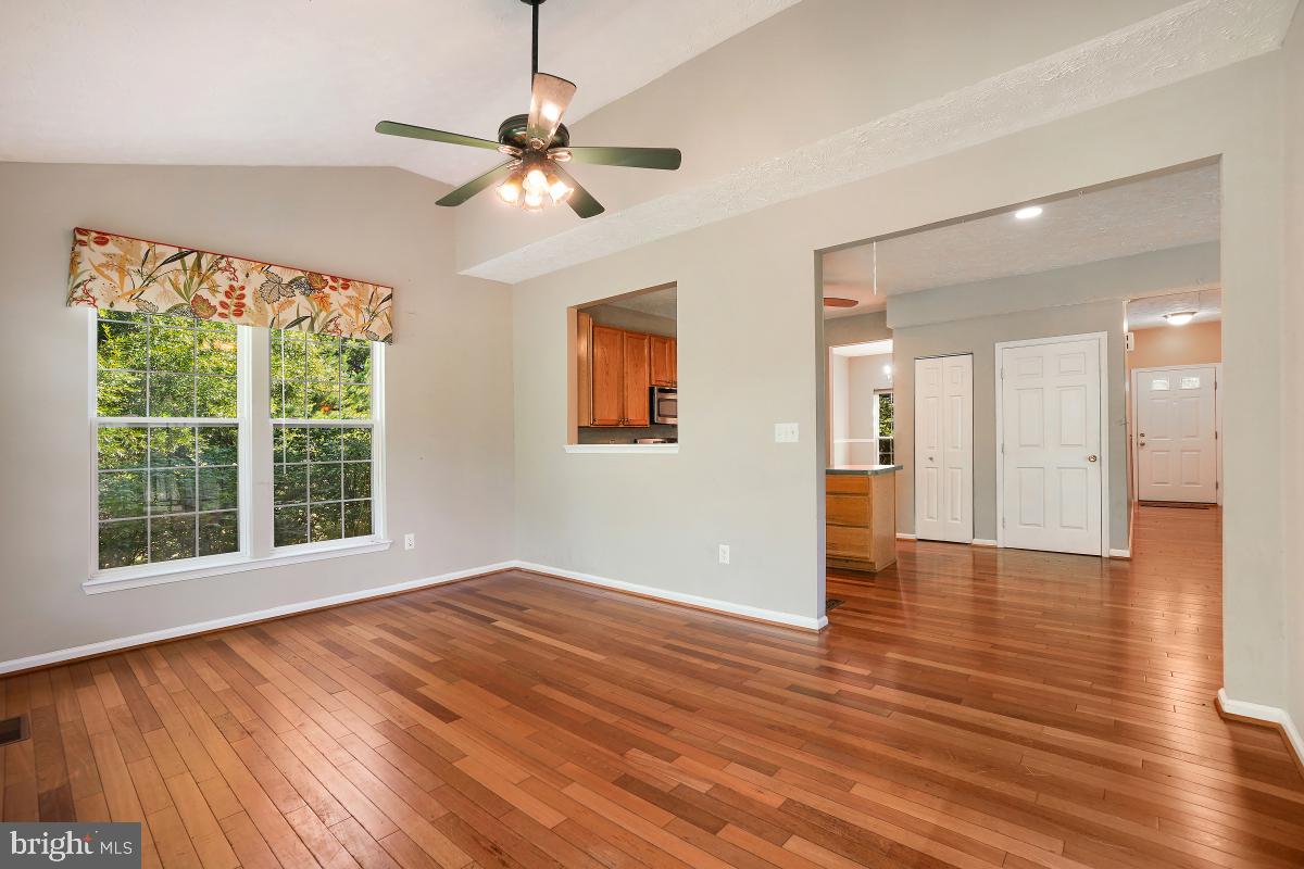 FARMINGTON VILLAGE - Residential