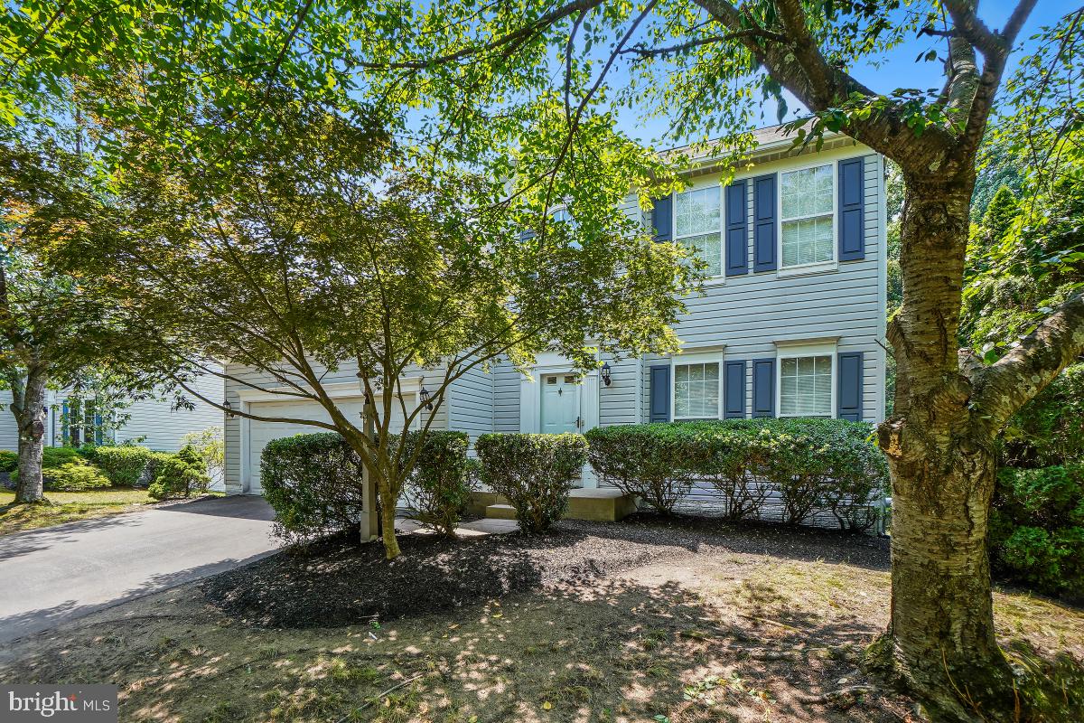 FARMINGTON VILLAGE - Residential