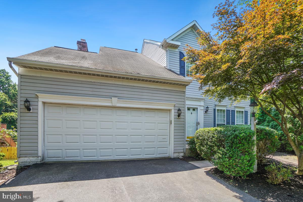 FARMINGTON VILLAGE - Residential